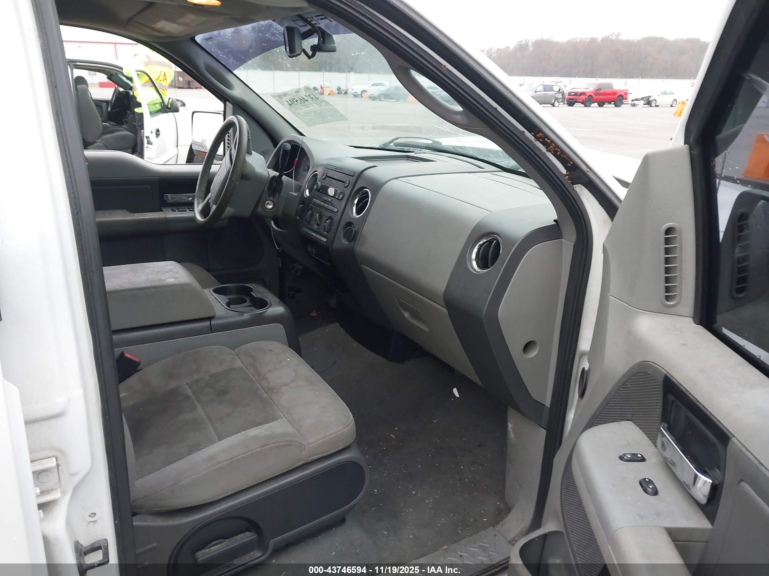 FORD F-150 image 5