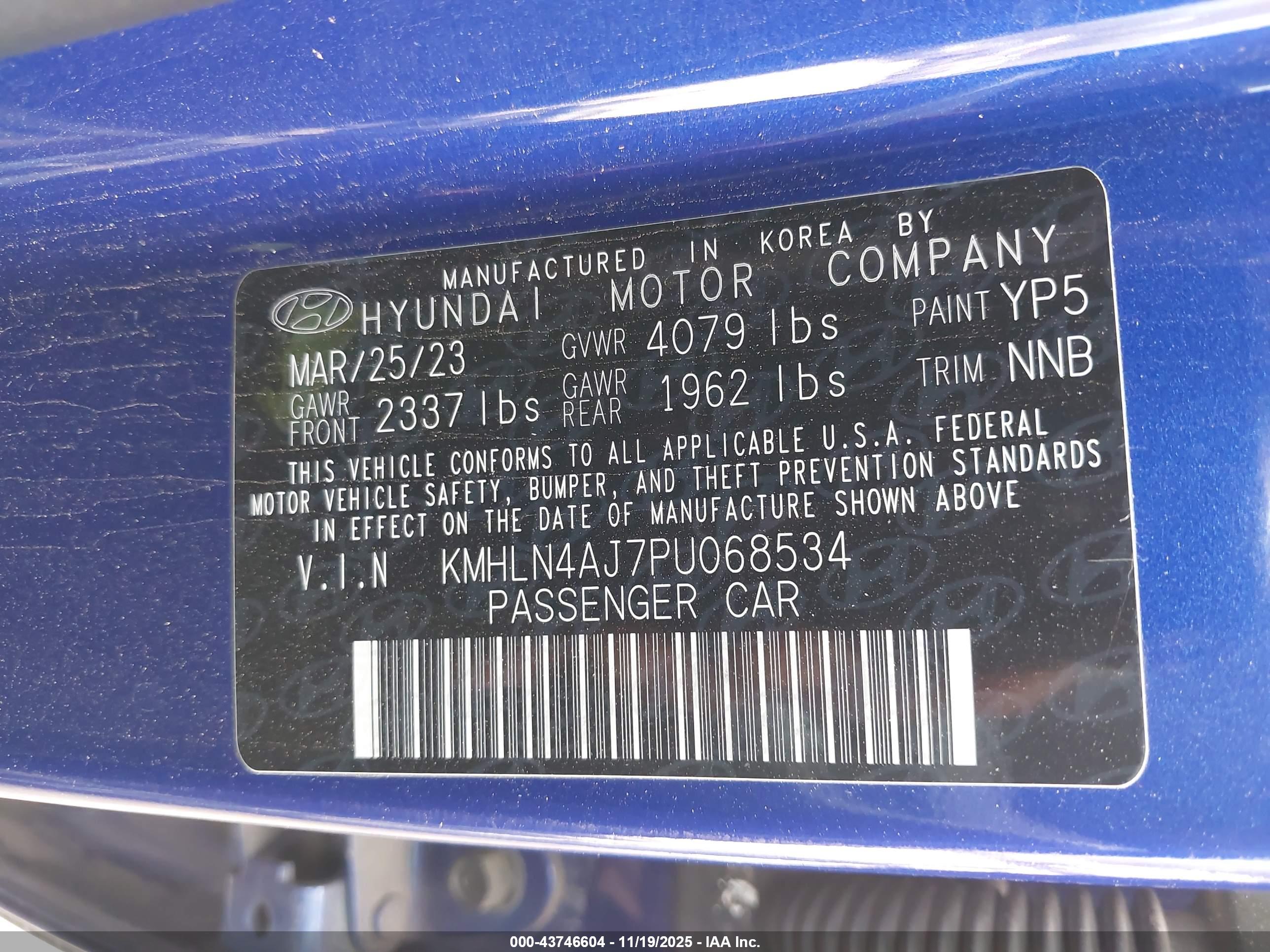 HYUNDAI ELANTRA image 9