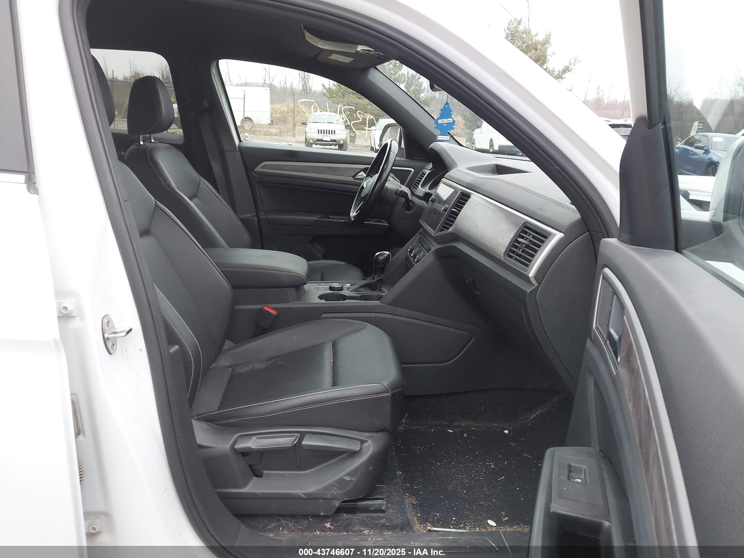VOLKSWAGEN ATLAS image 5