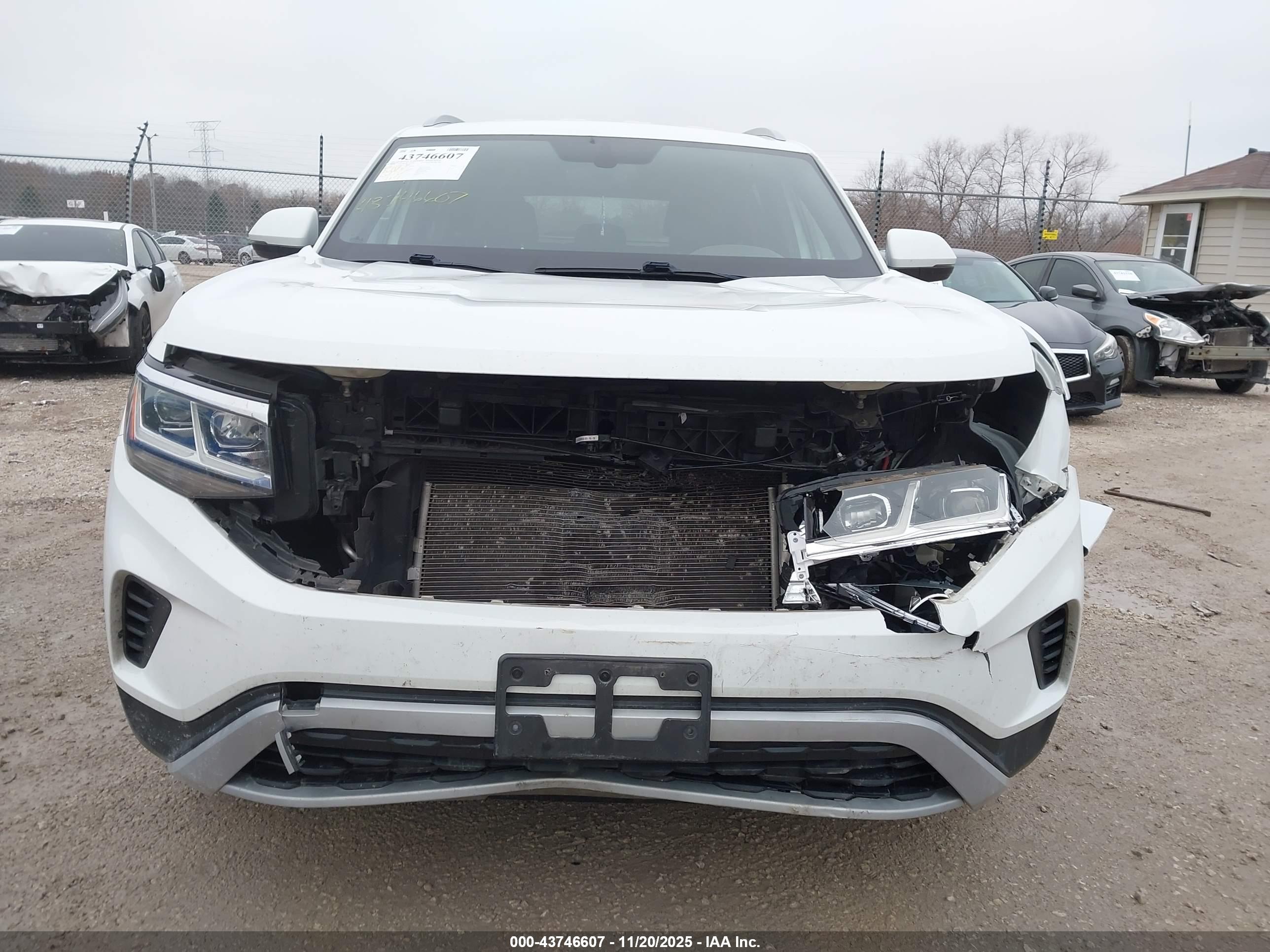 VOLKSWAGEN ATLAS image 6
