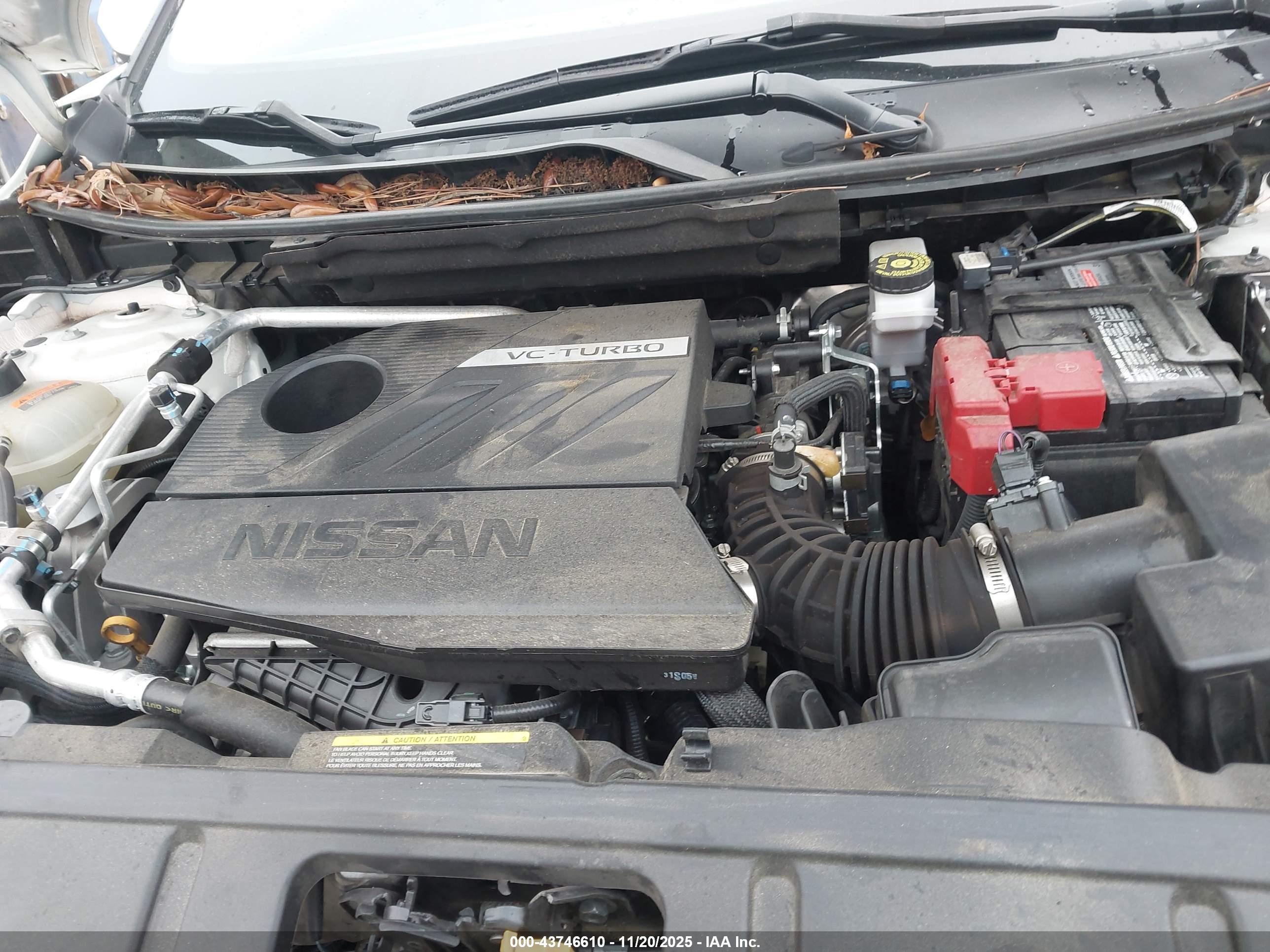 NISSAN ROGUE image 10