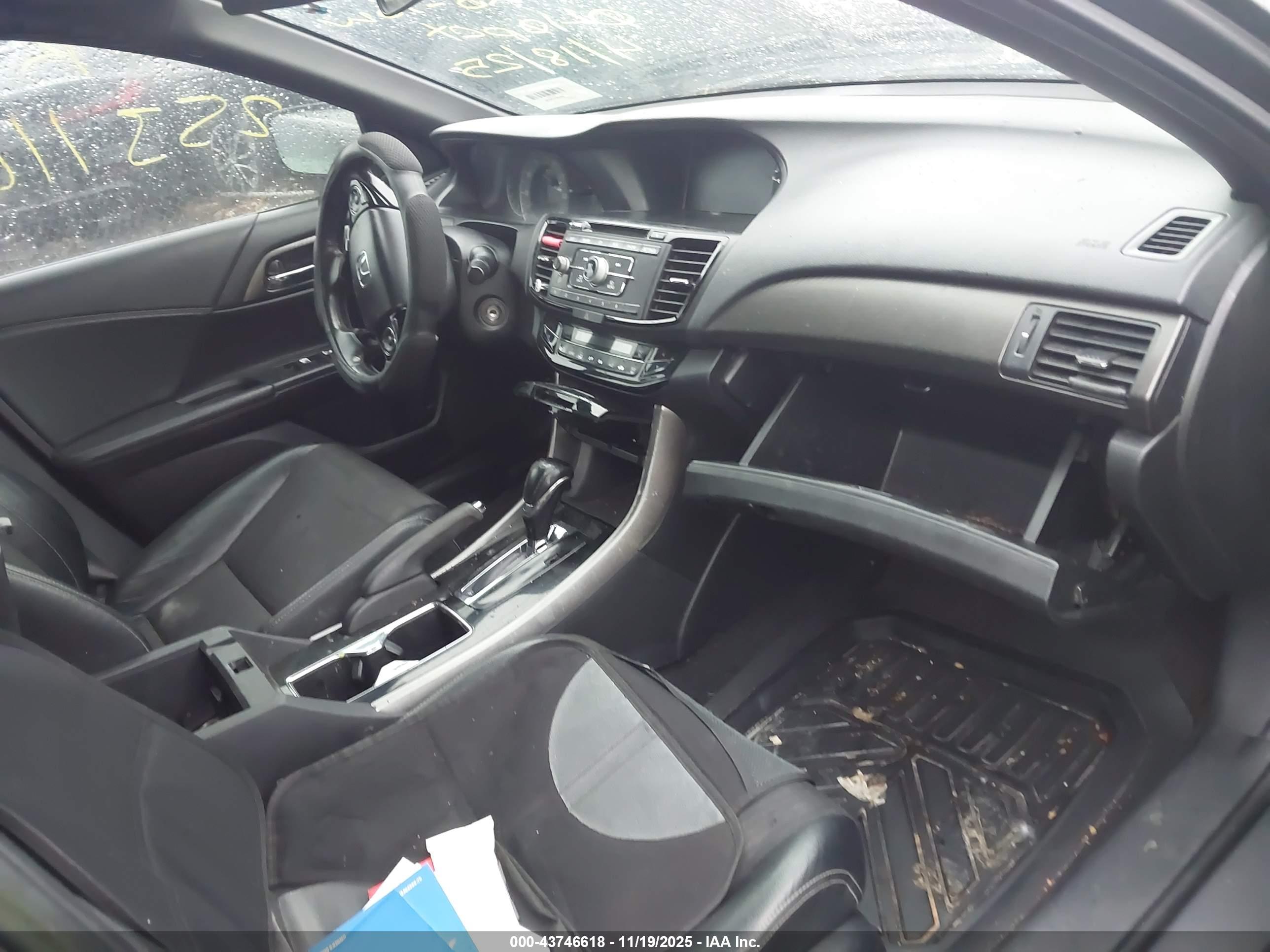 HONDA ACCORD image 5