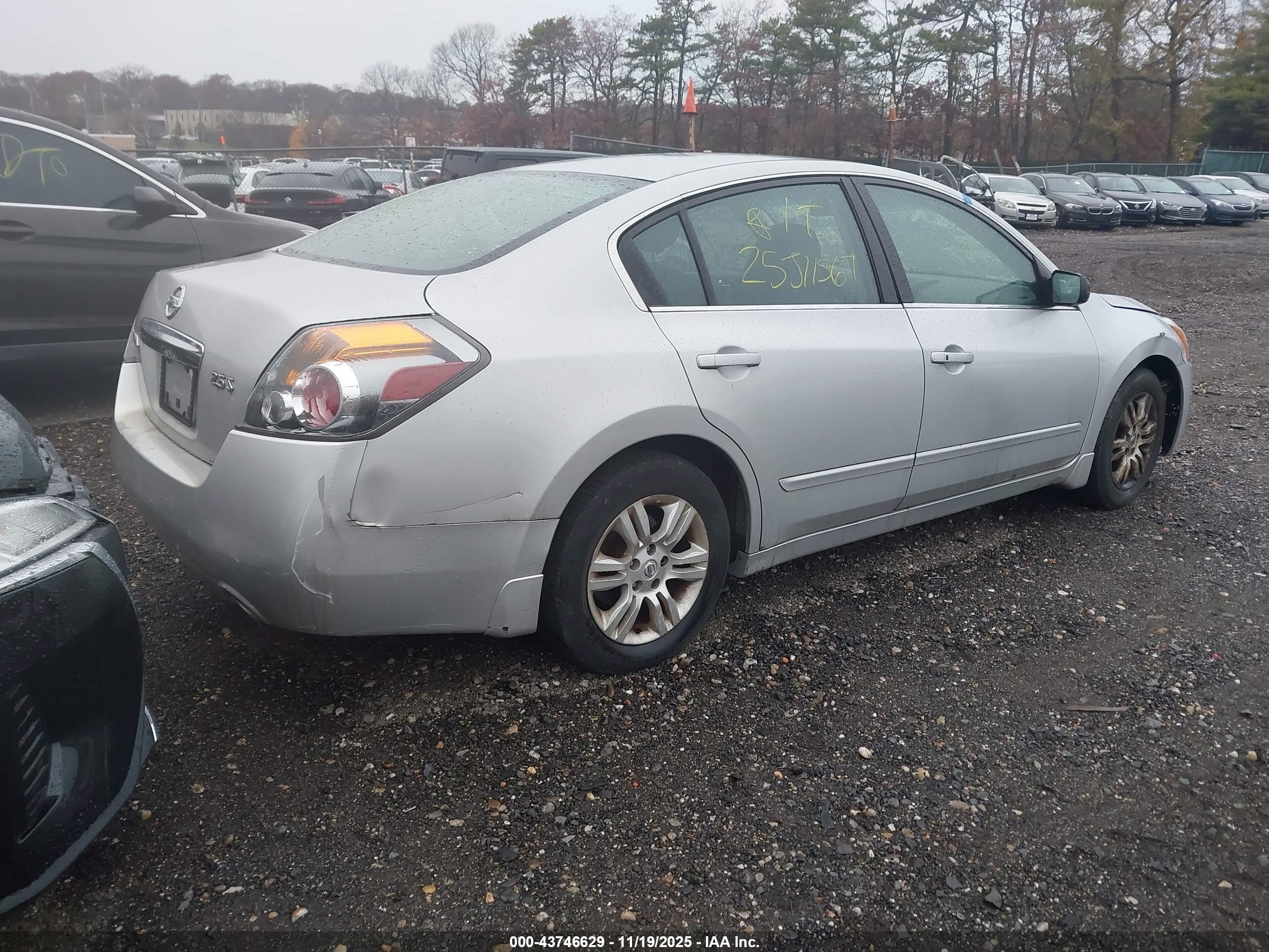NISSAN ALTIMA image 4