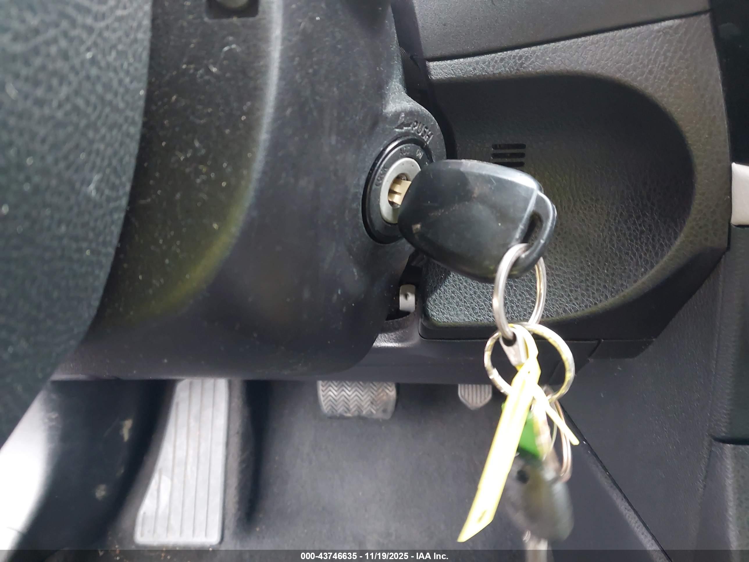 TOYOTA COROLLA image 11