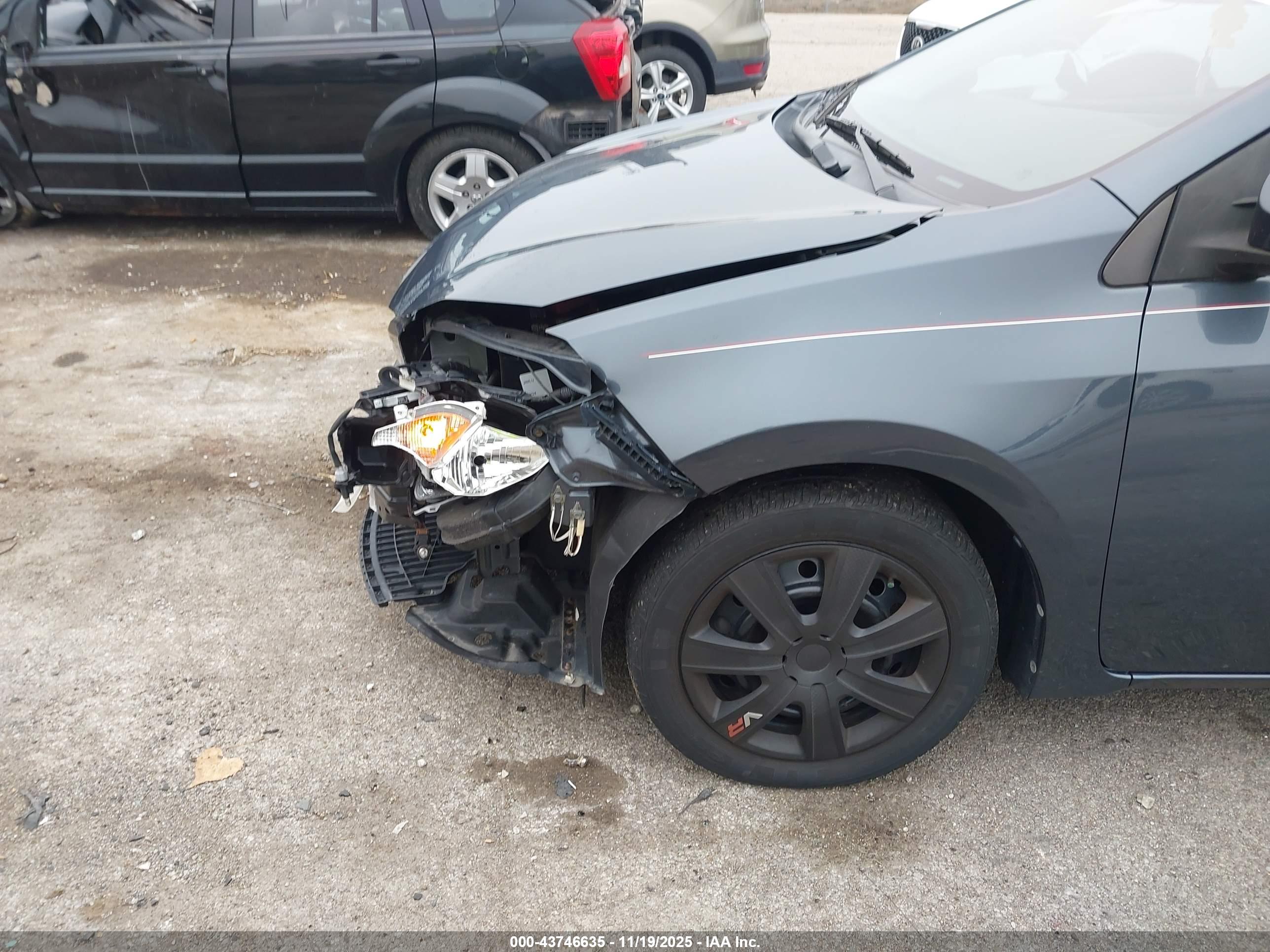TOYOTA COROLLA image 6