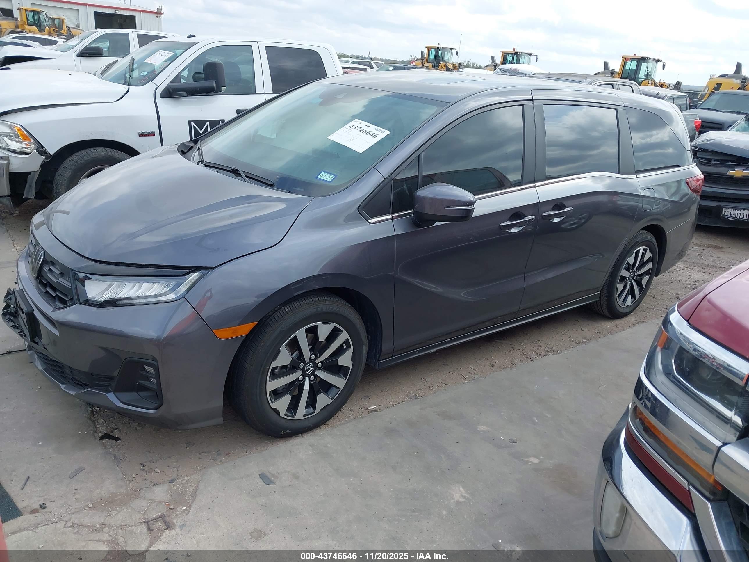 HONDA ODYSSEY image 2