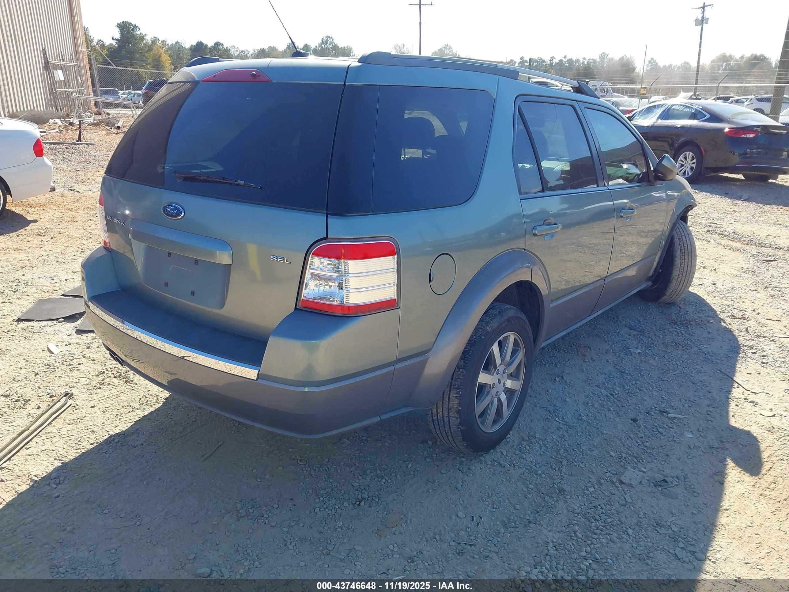 FORD TAURUS image 4