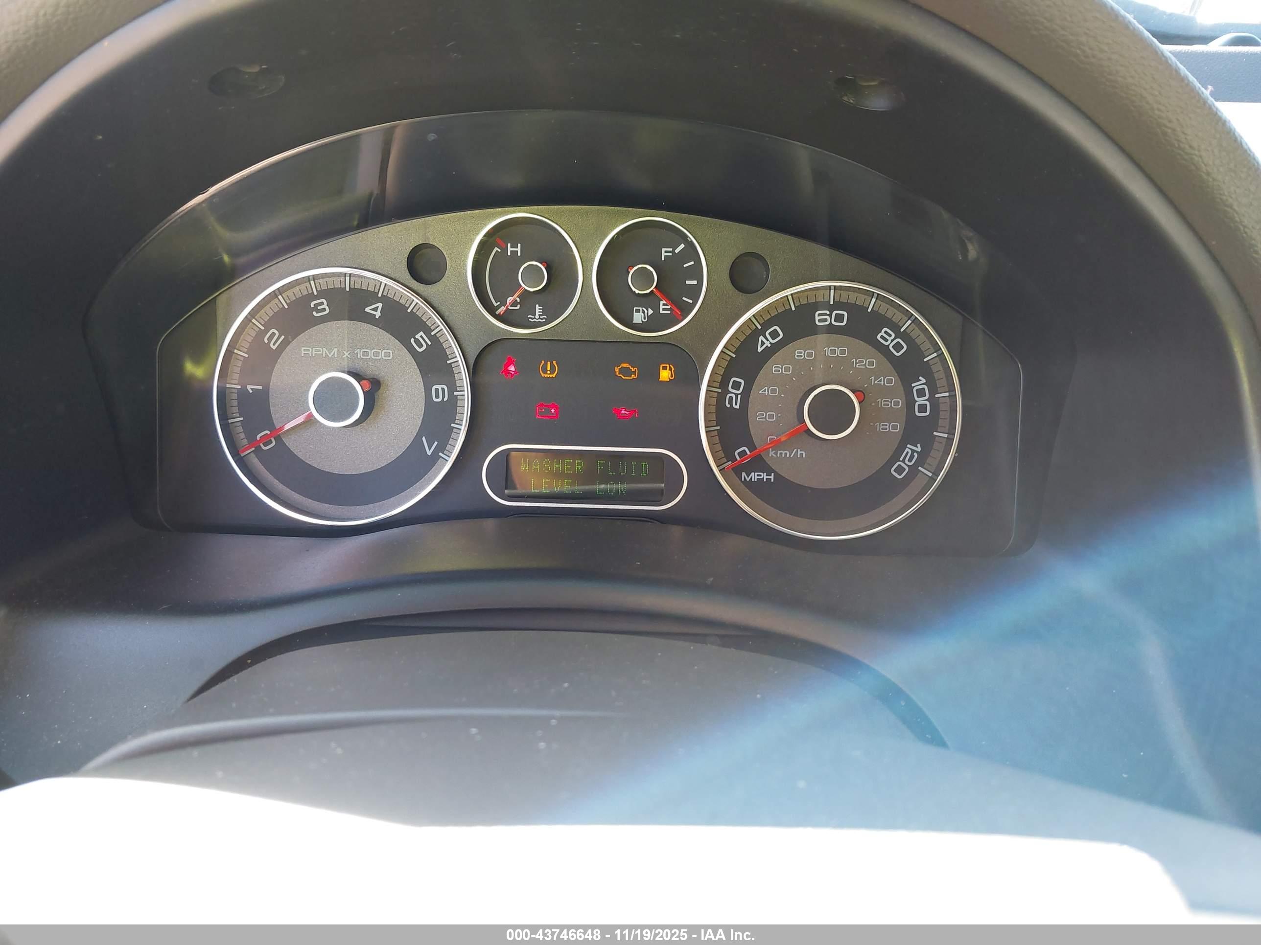 FORD TAURUS image 7