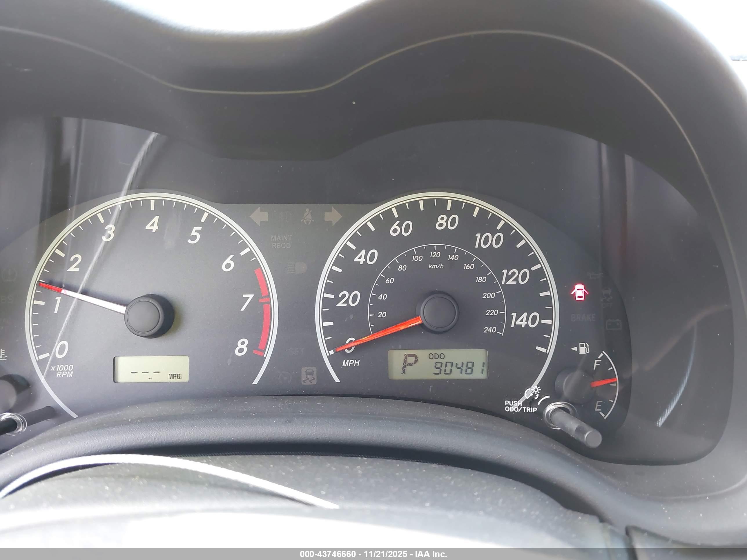 TOYOTA COROLLA image 7