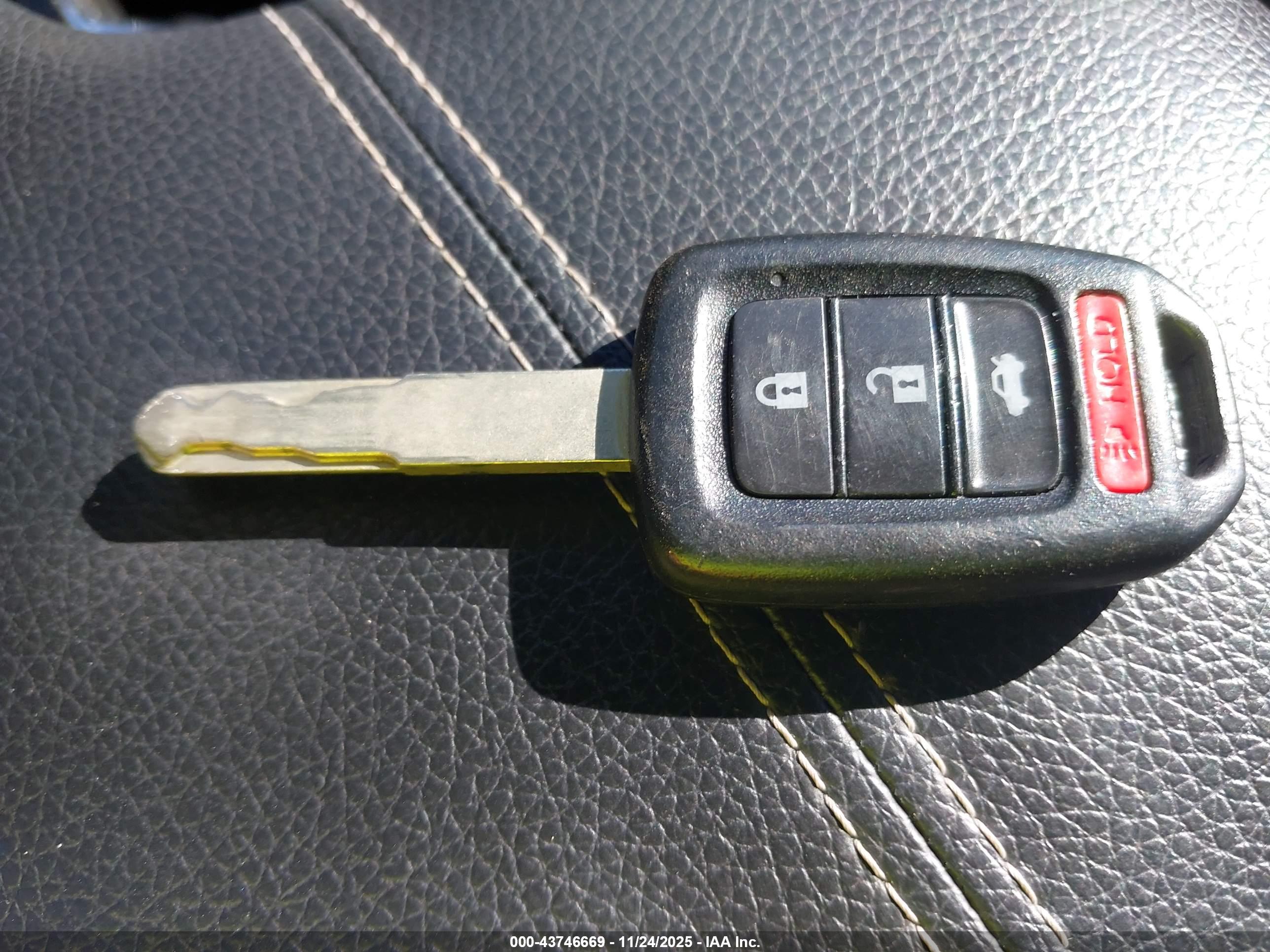 HONDA ACCORD image 11