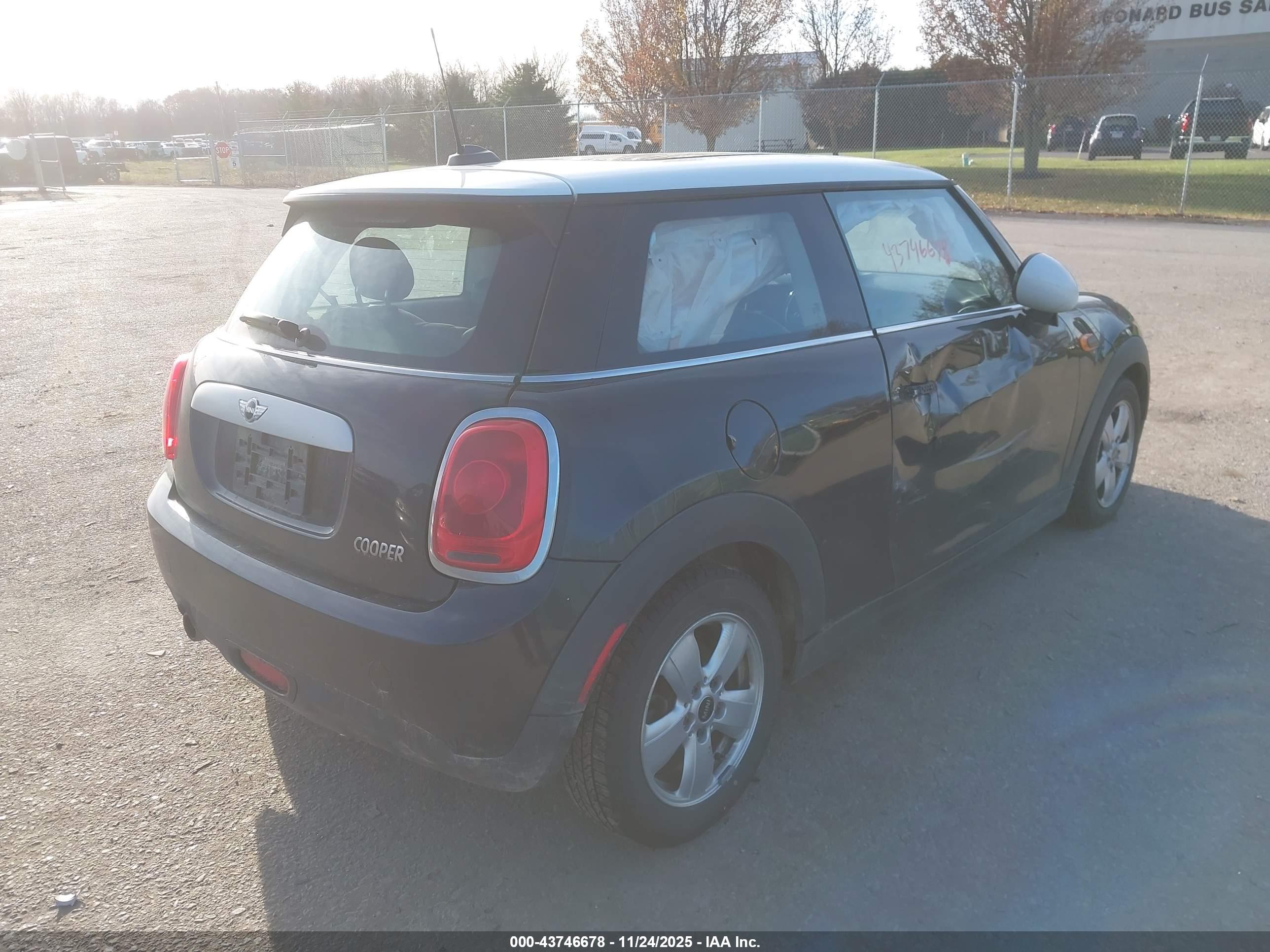 MINI HARDTOP image 4