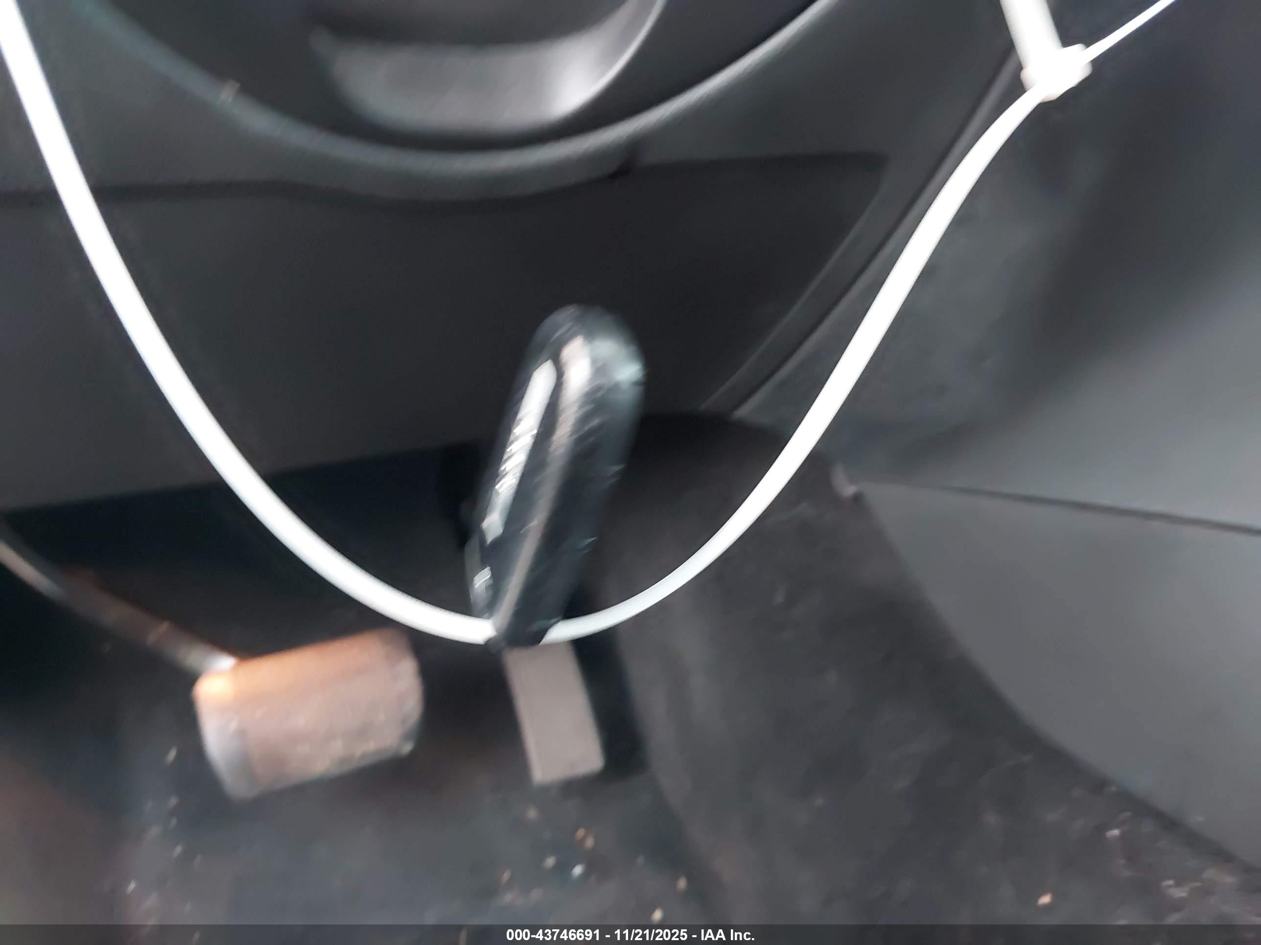 JEEP GRAND image 11