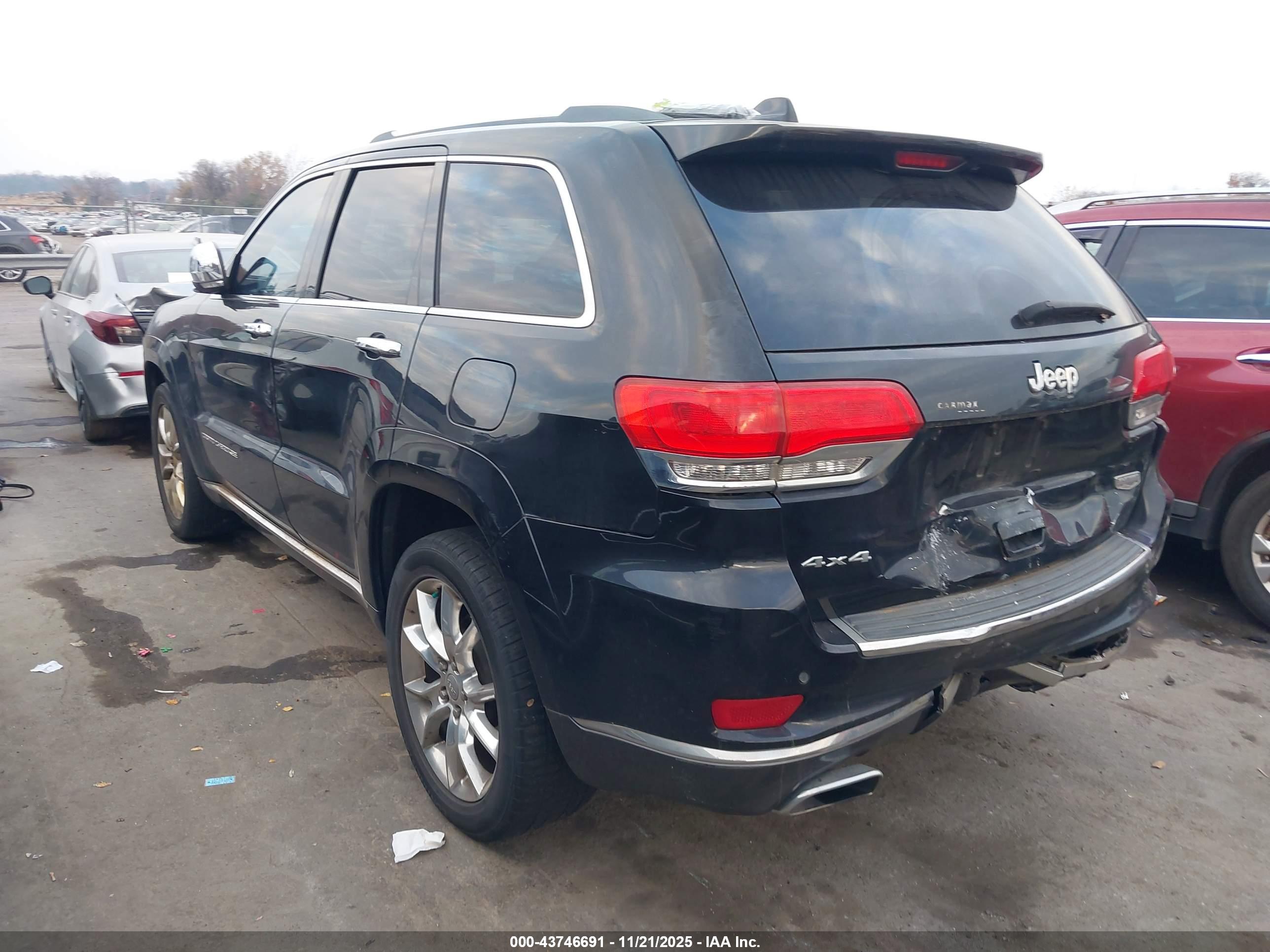 JEEP GRAND image 3