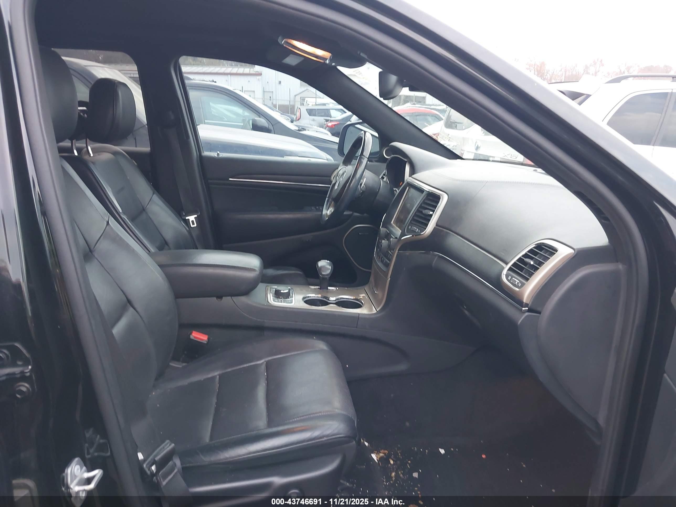 JEEP GRAND image 5