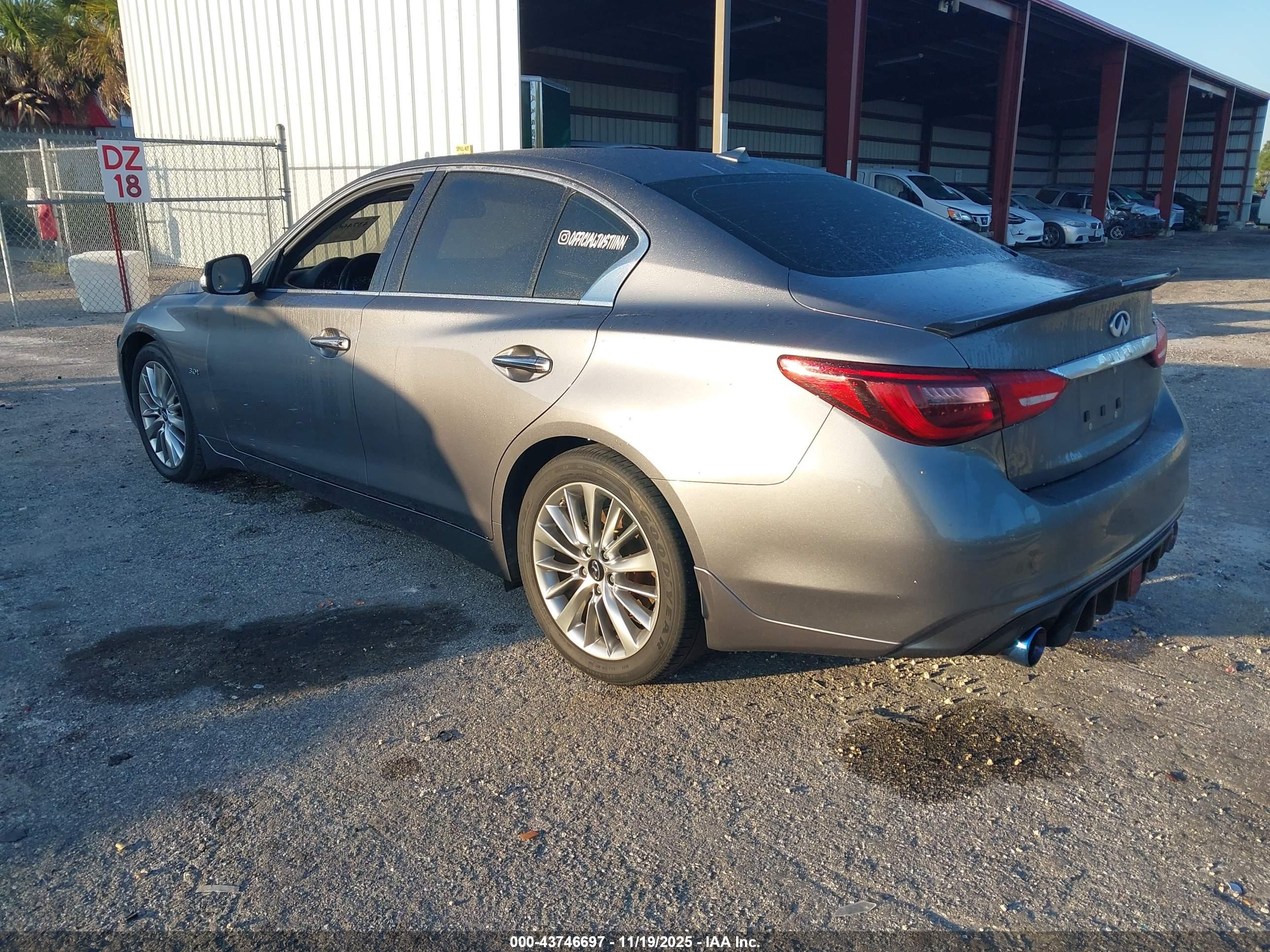 INFINITI Q50 image 3