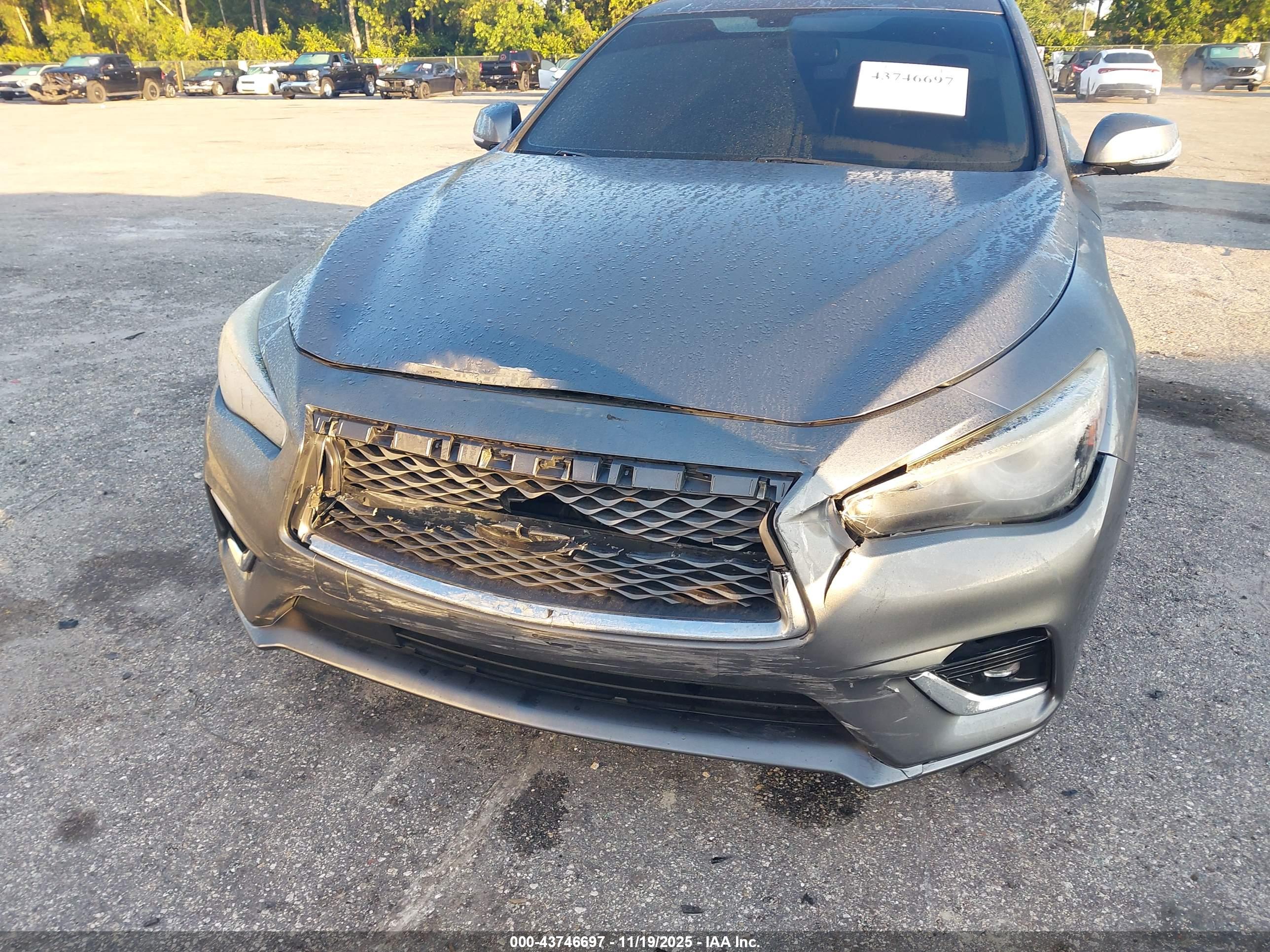 INFINITI Q50 image 6