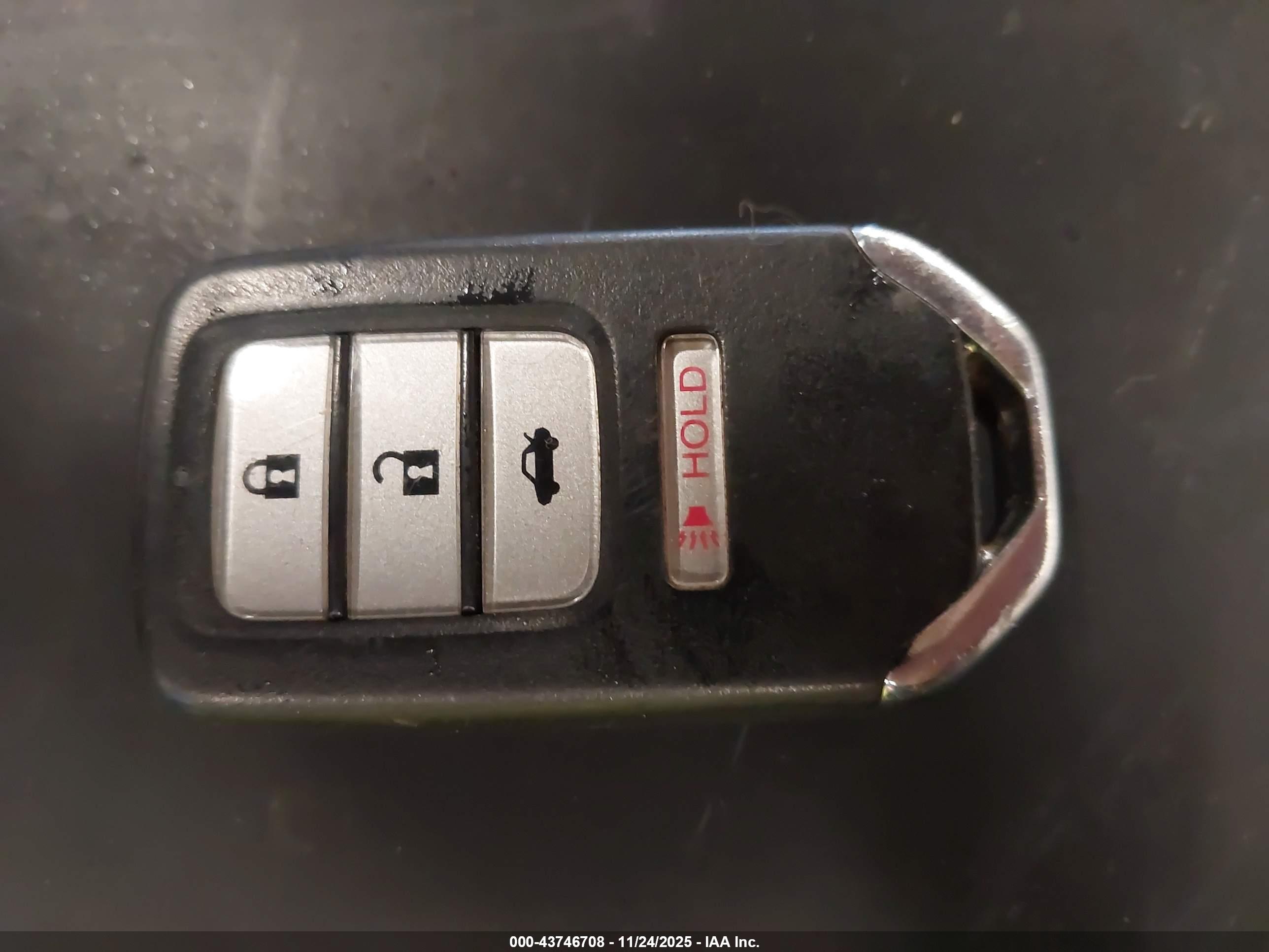 HONDA CIVIC image 11