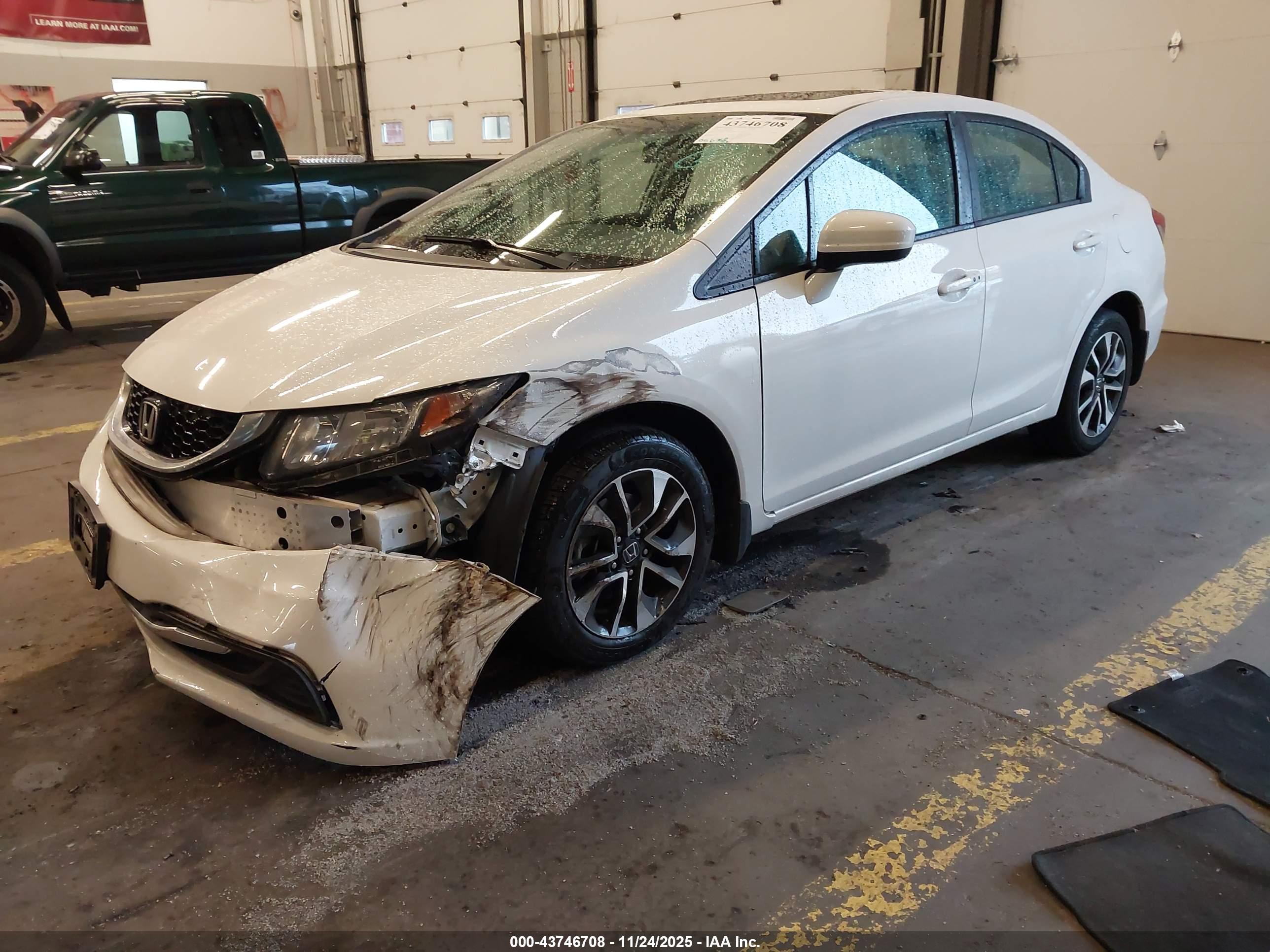 HONDA CIVIC image 2