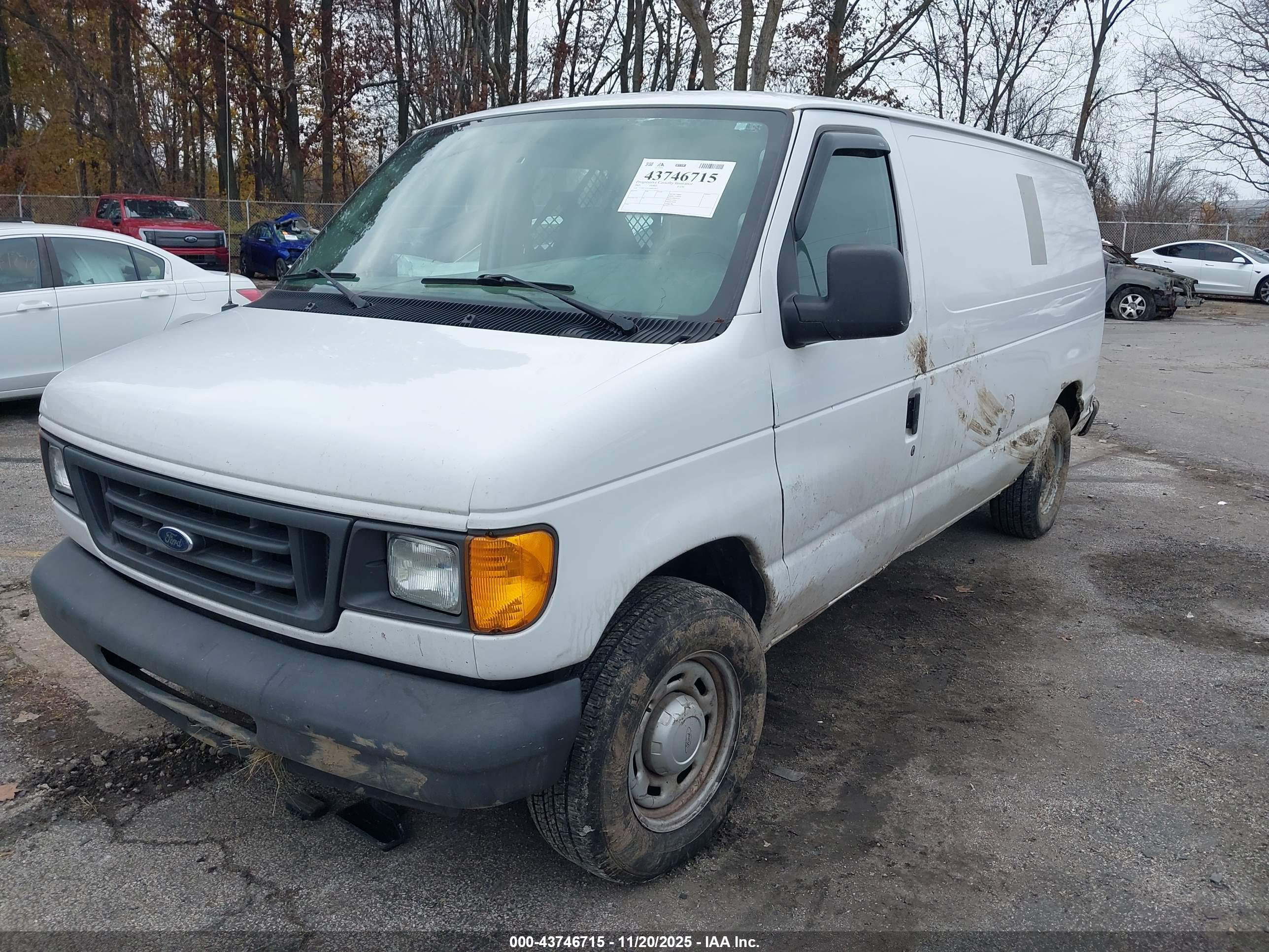 FORD E-150 image 2