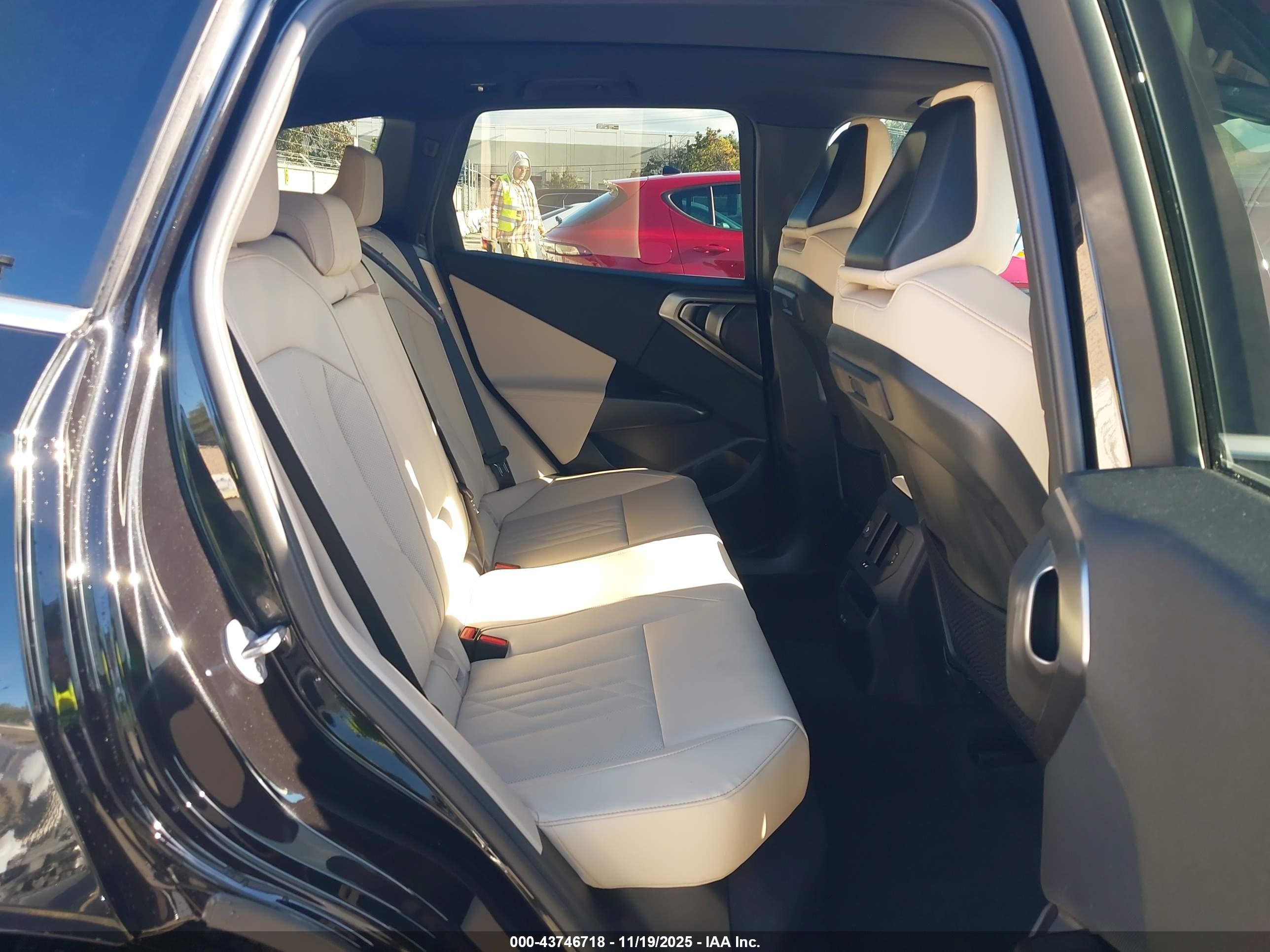 BMW X3 image 8