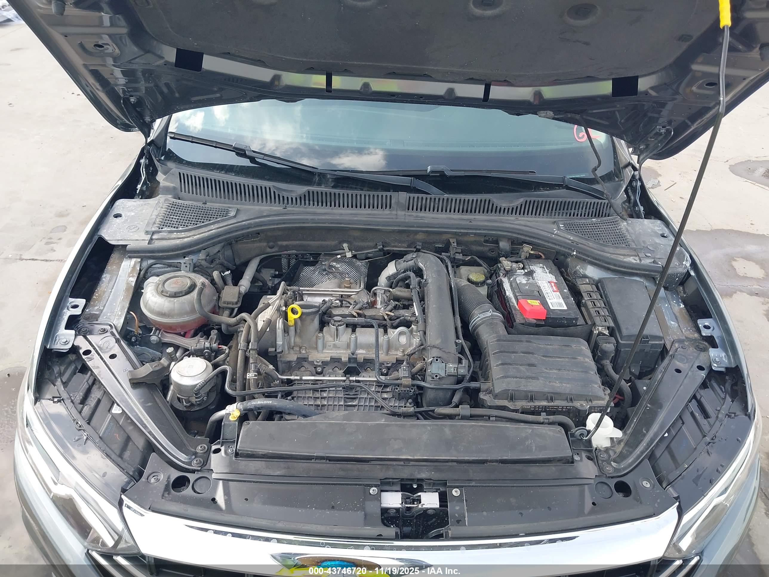 VOLKSWAGEN JETTA image 10