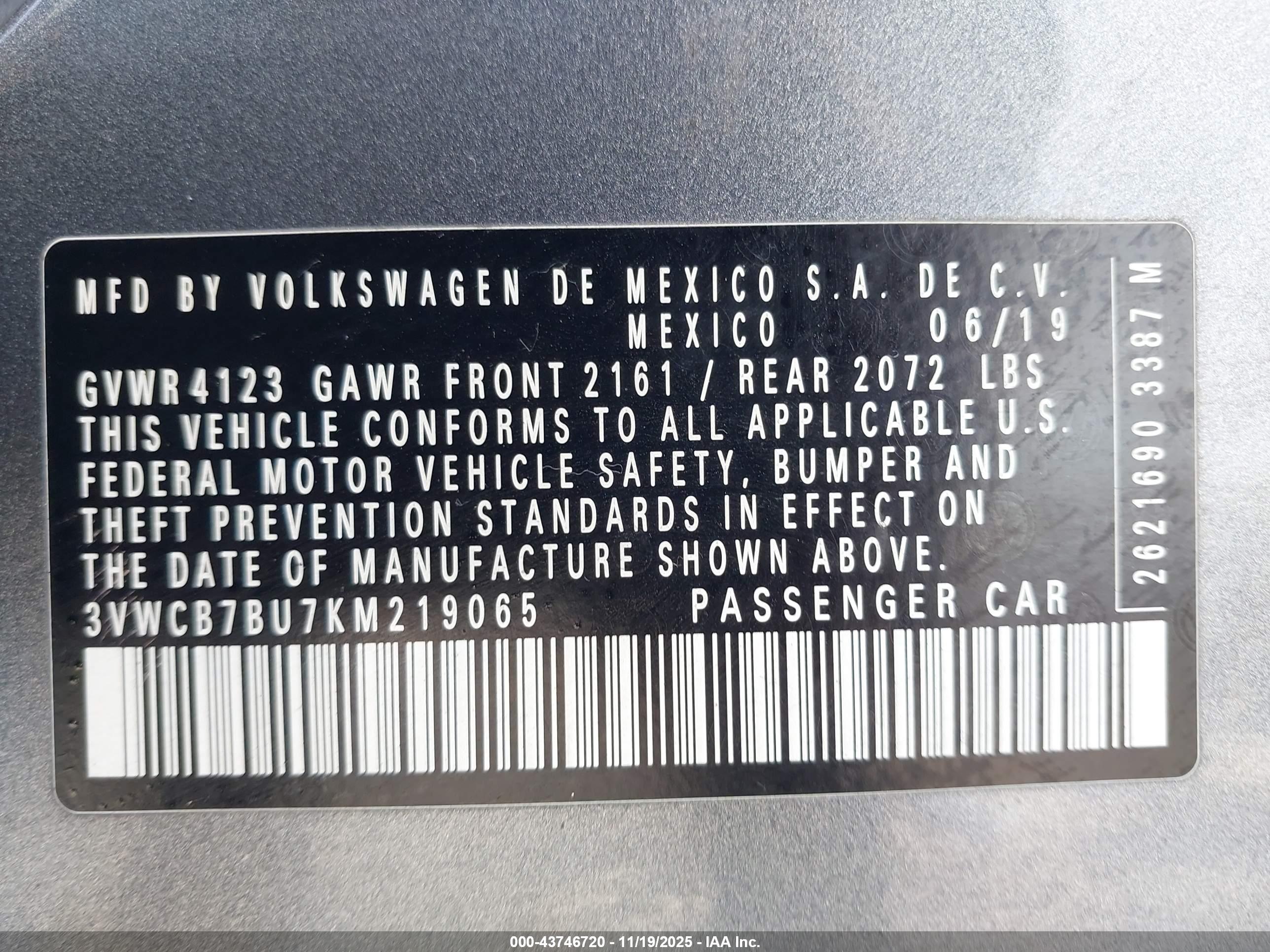 VOLKSWAGEN JETTA image 9