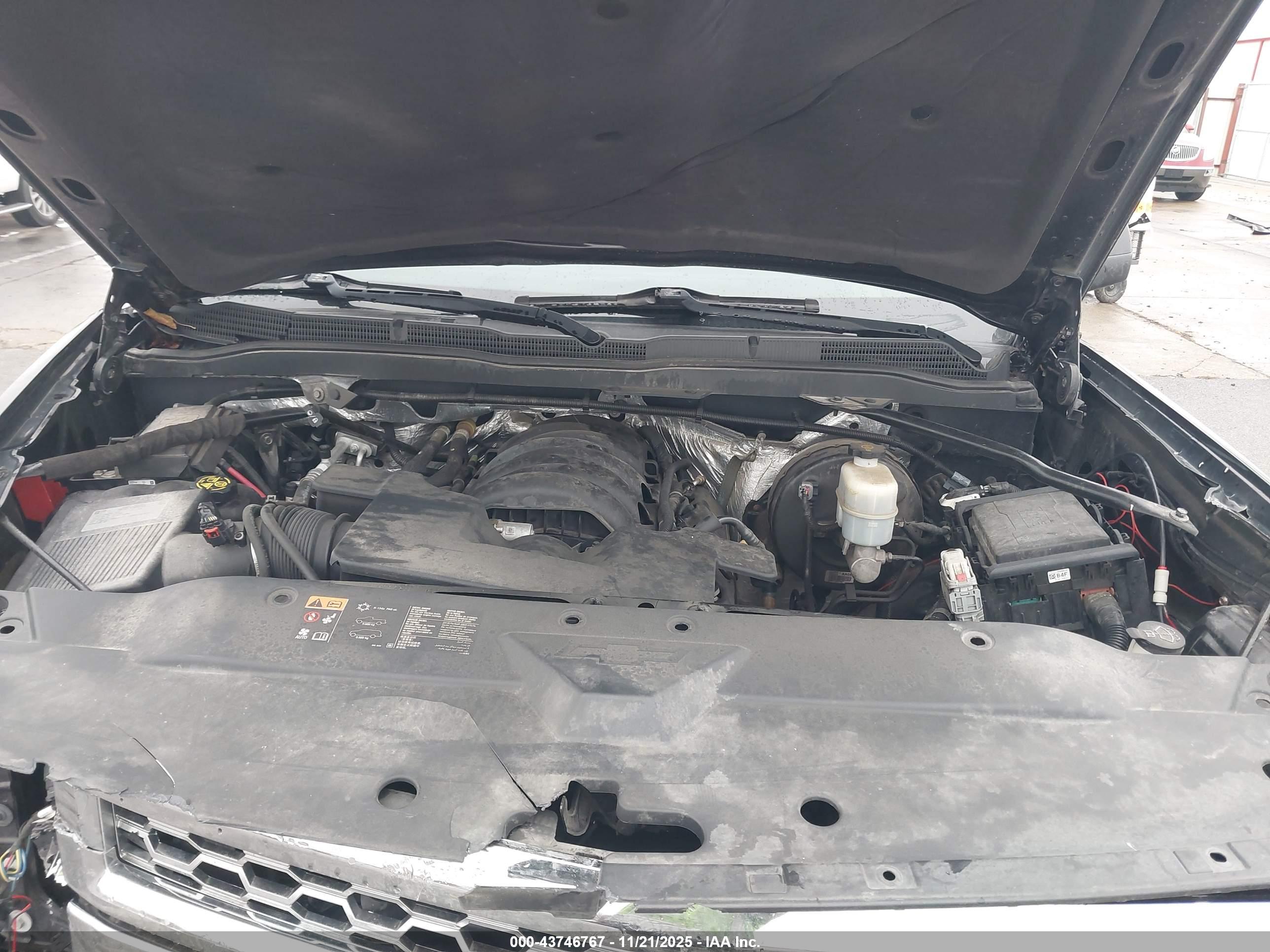 CHEVROLET SILVERADO image 10