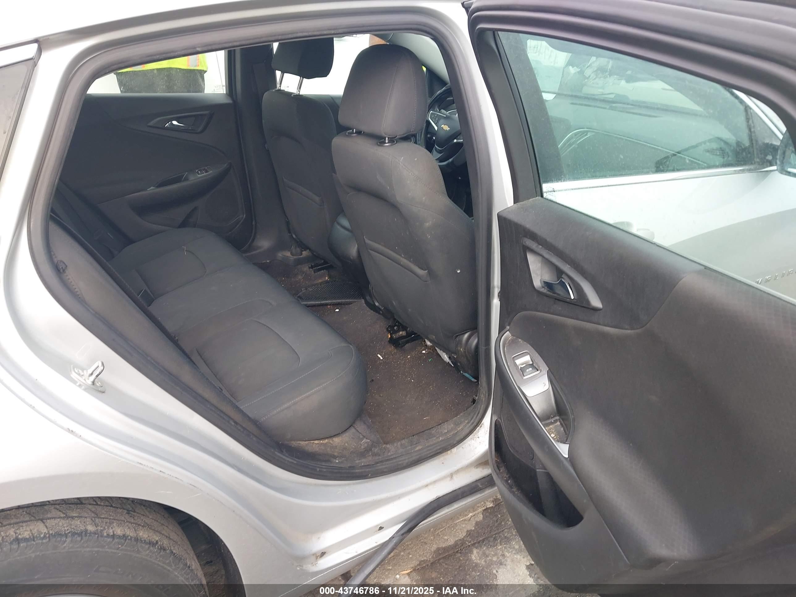 CHEVROLET MALIBU image 8