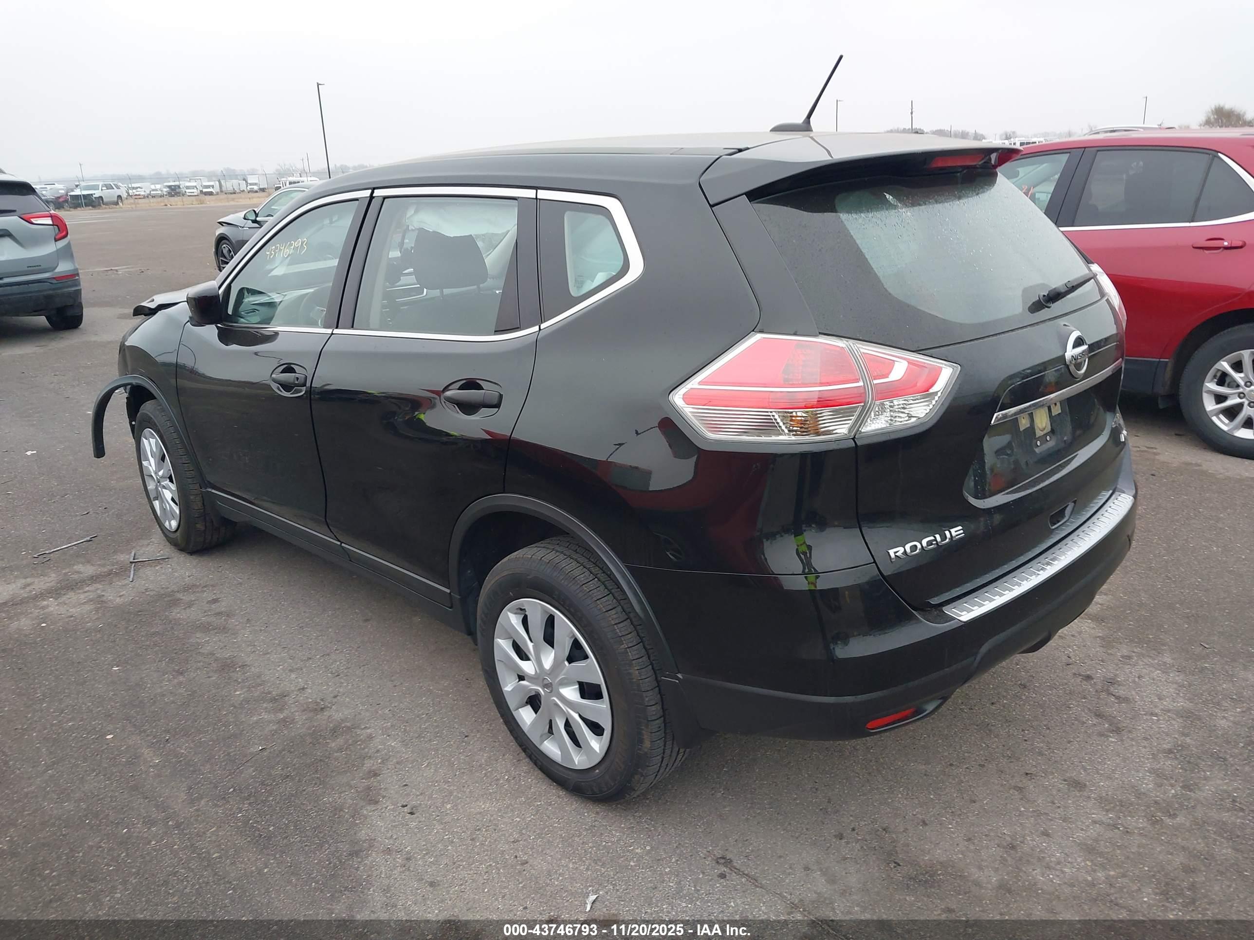 NISSAN ROGUE image 3