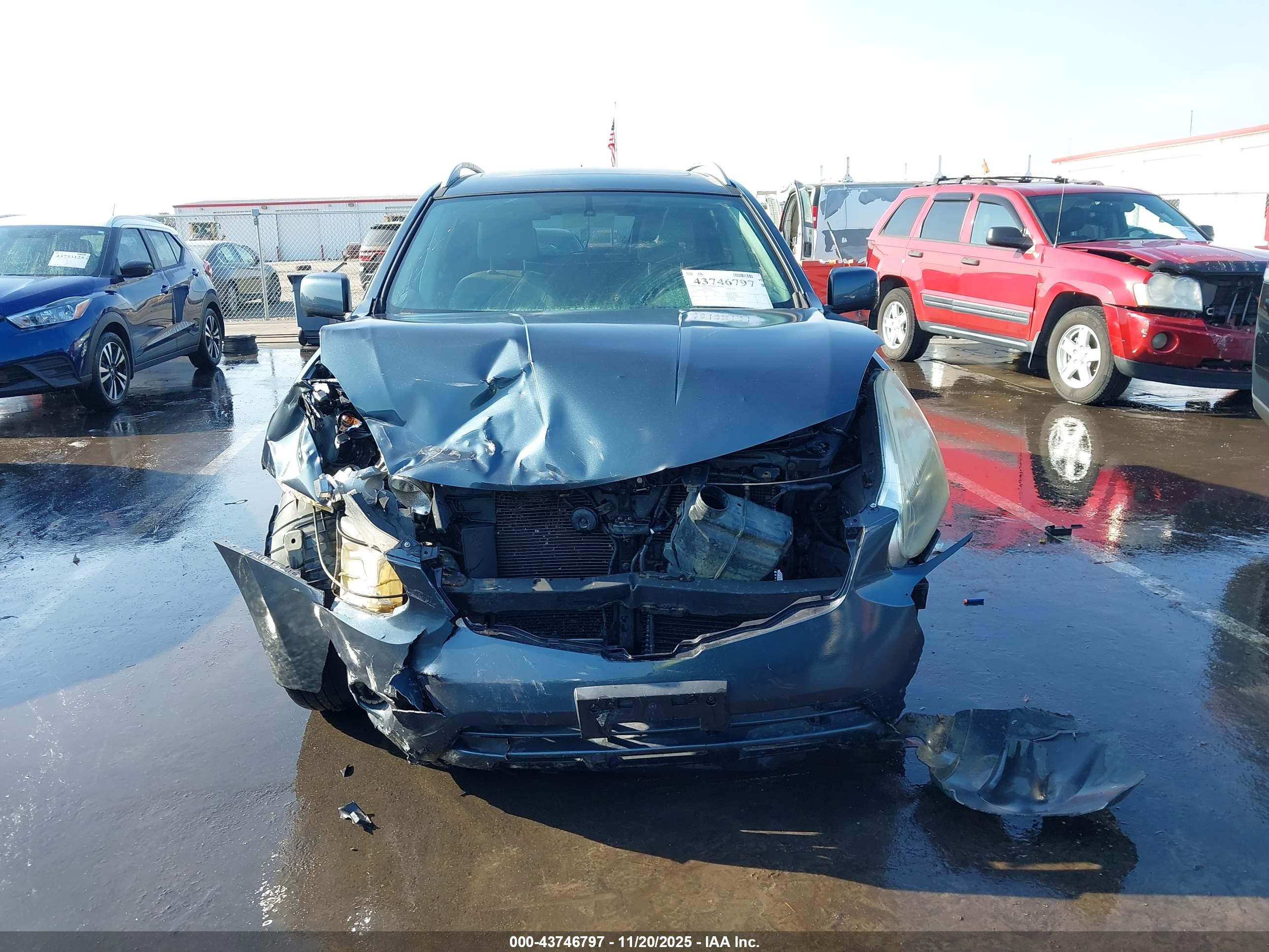 NISSAN ROGUE image 6