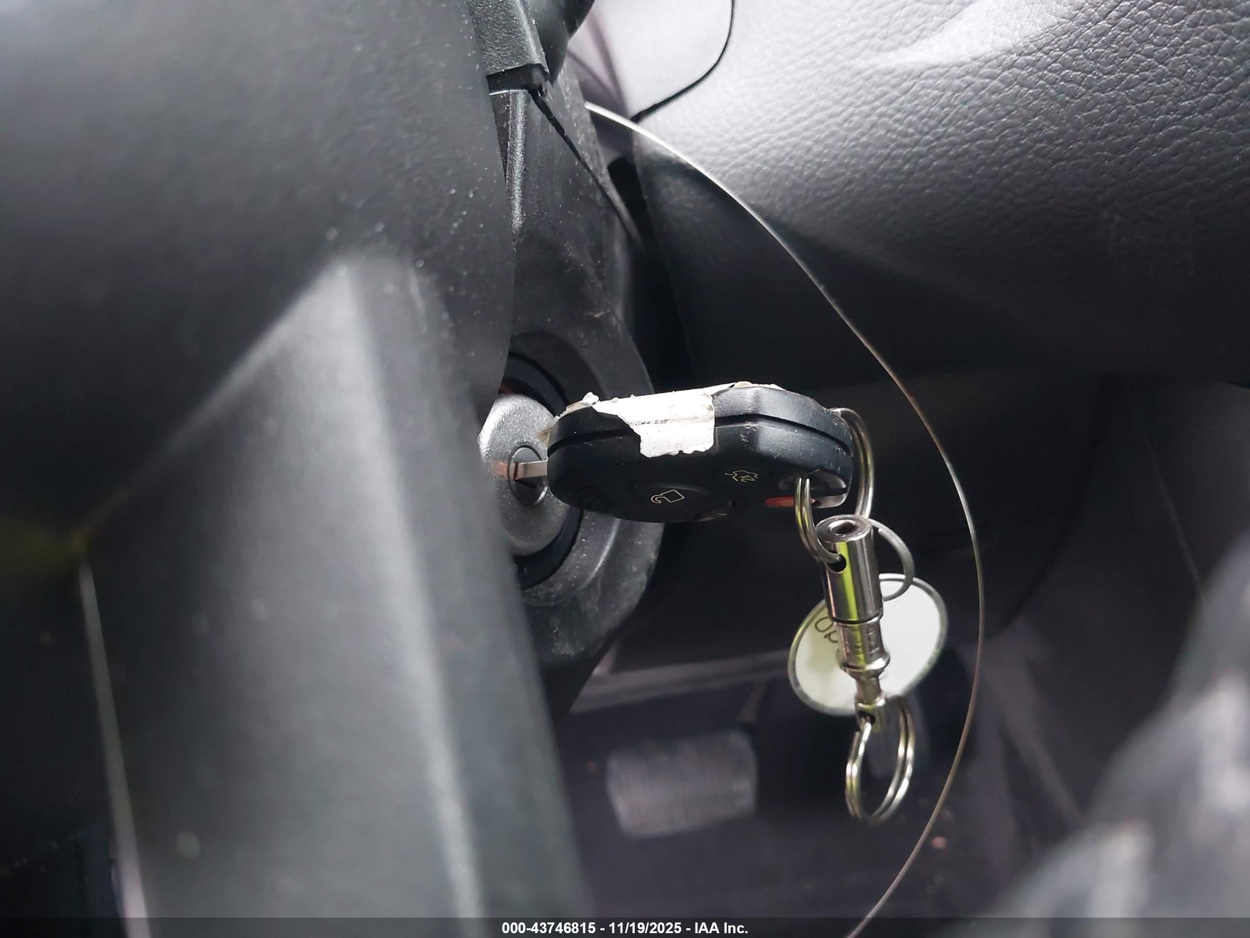 FORD FOCUS image 11