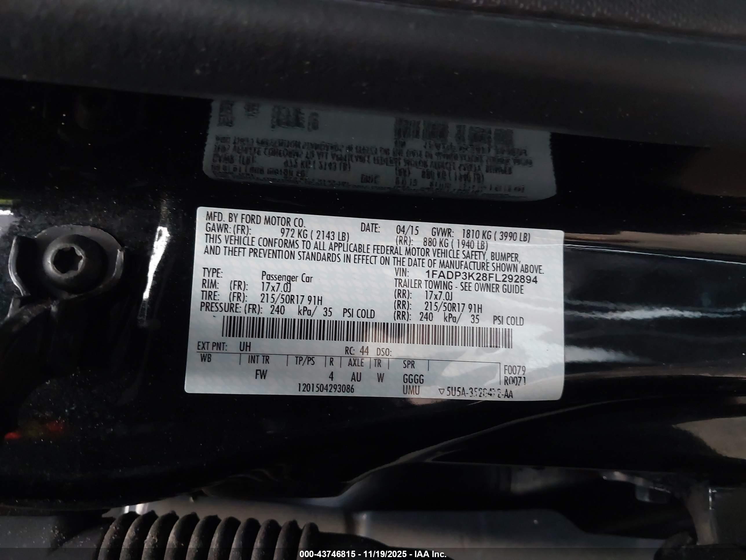 FORD FOCUS image 9