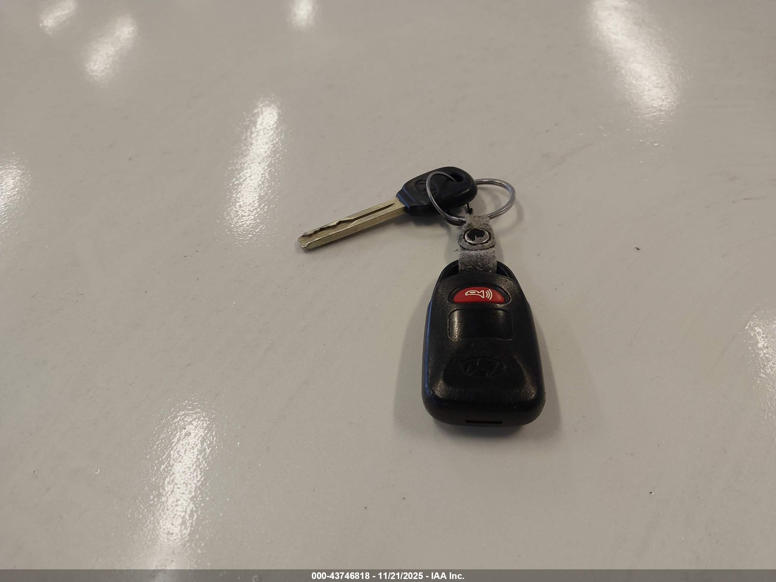 HYUNDAI SONATA image 11