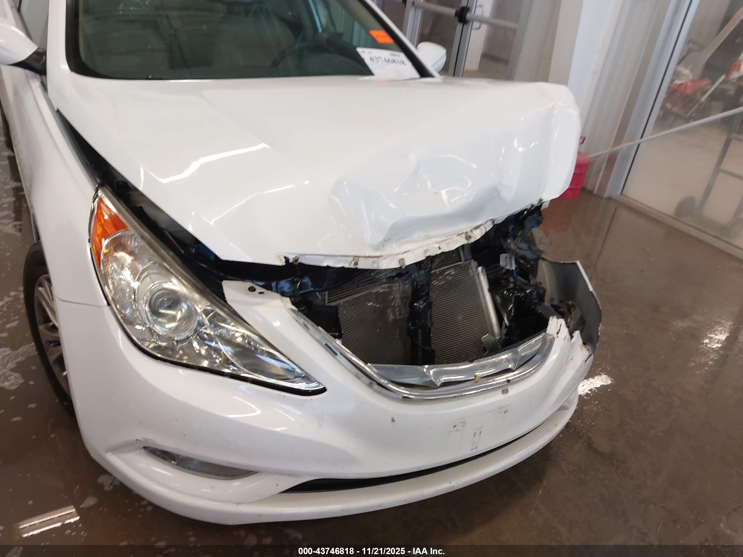 HYUNDAI SONATA image 6