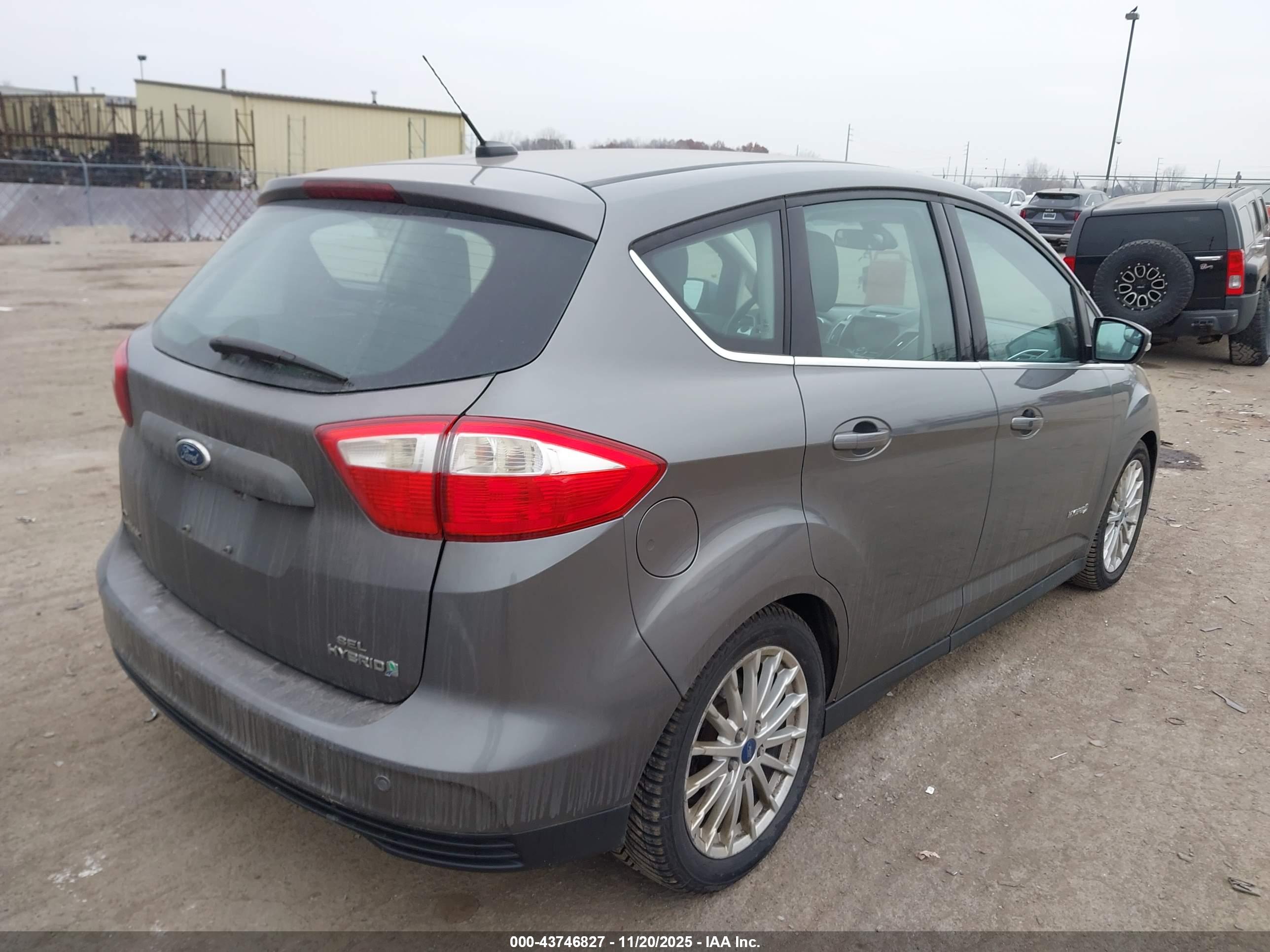 FORD C-MAX image 4