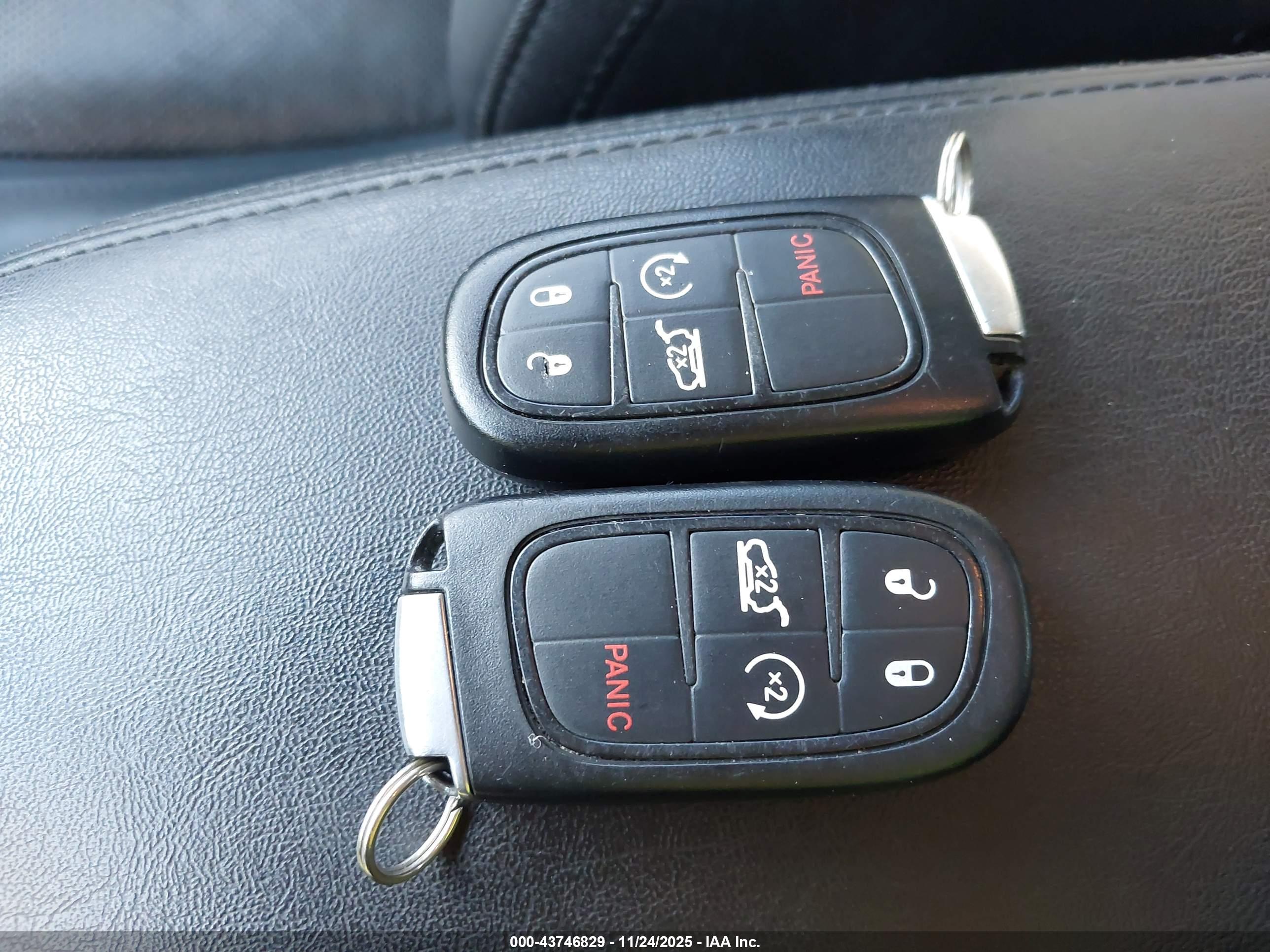 JEEP CHEROKEE image 11