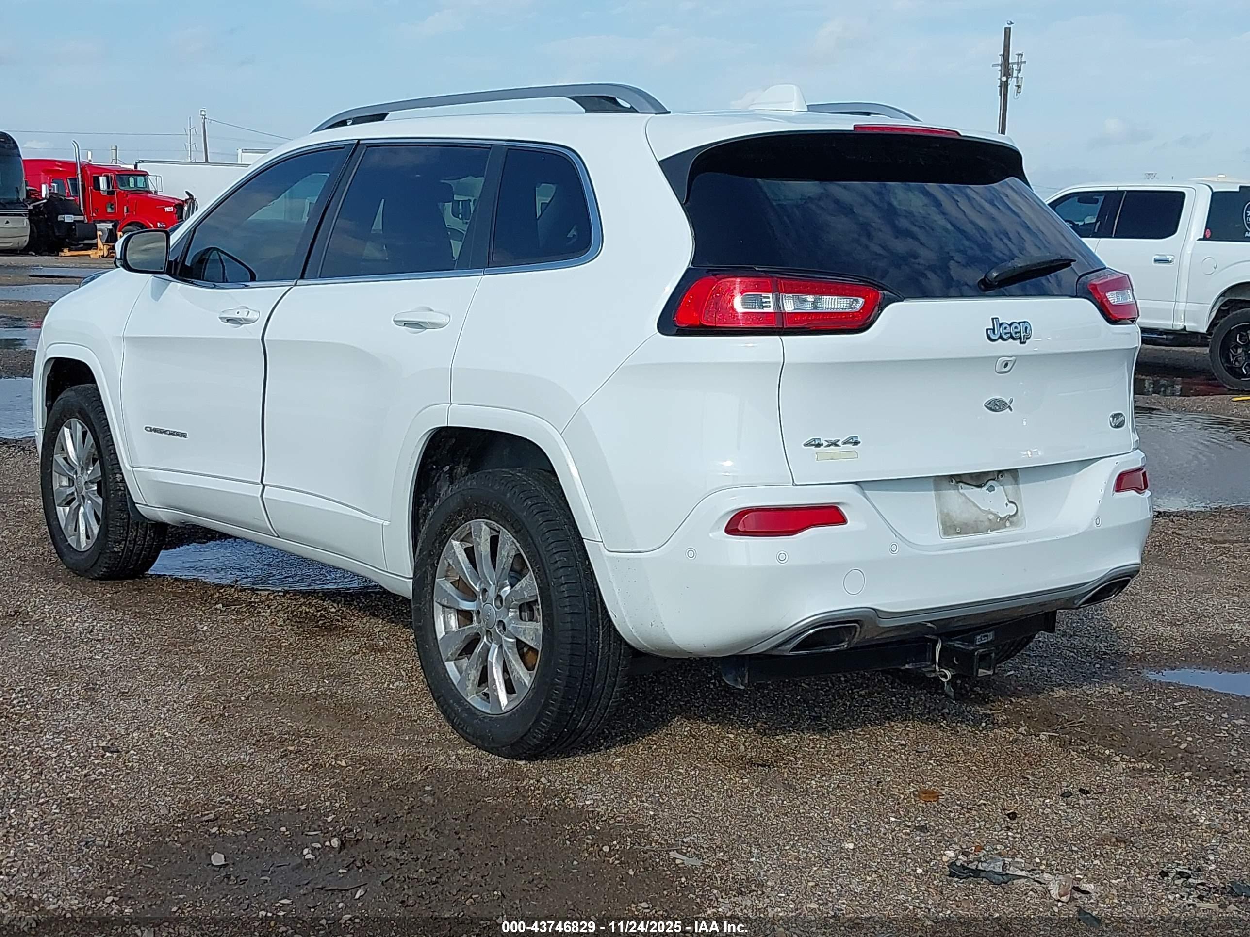JEEP CHEROKEE image 3