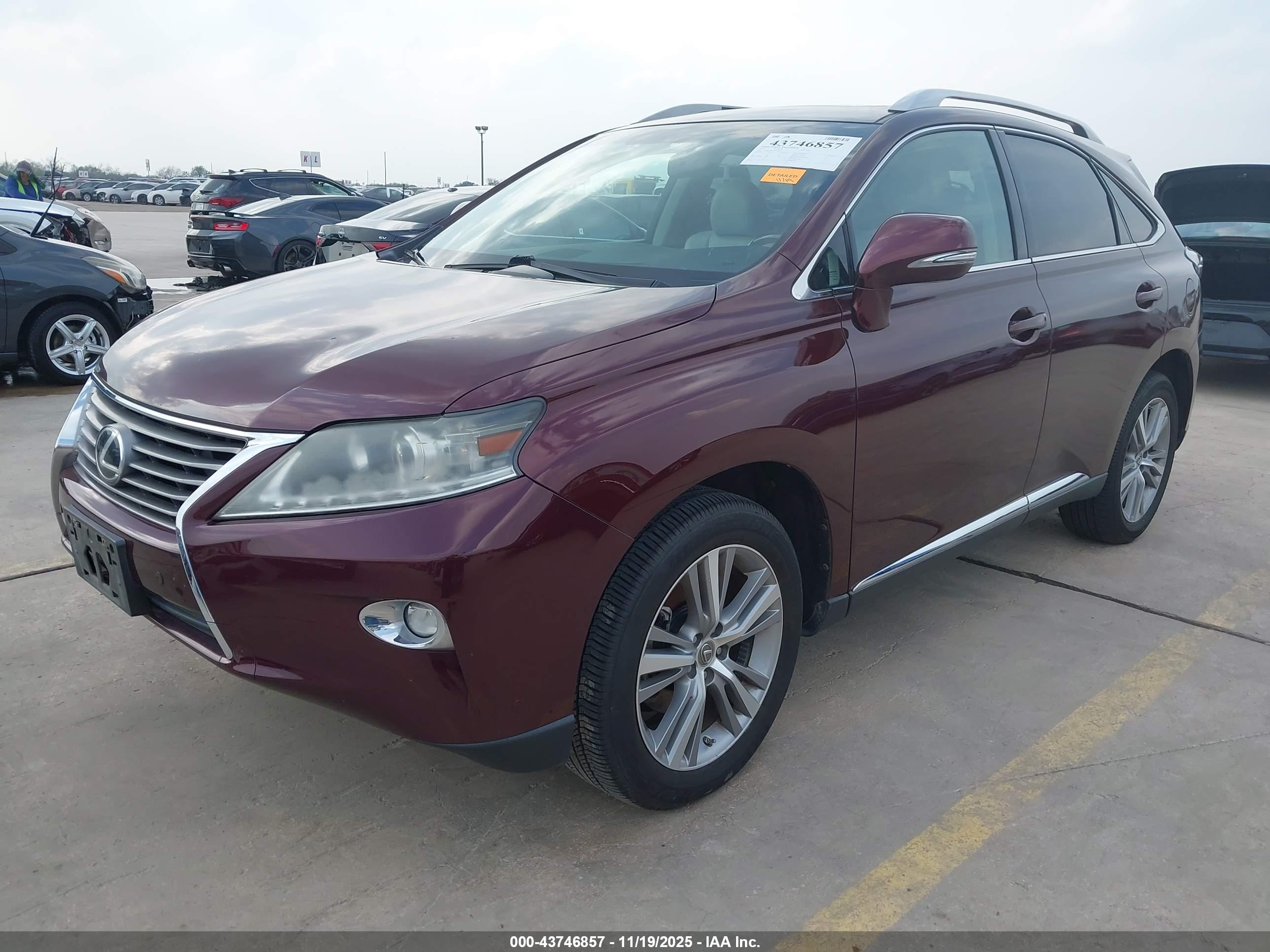 LEXUS RX image 2