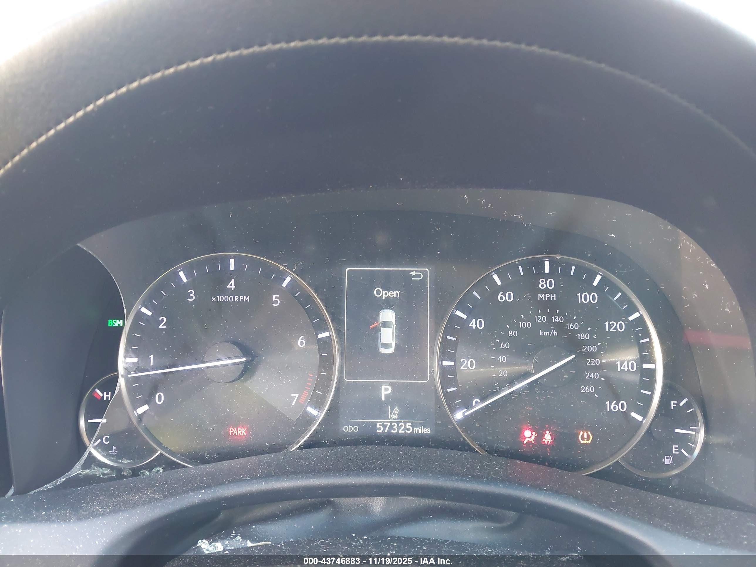 LEXUS GS image 7