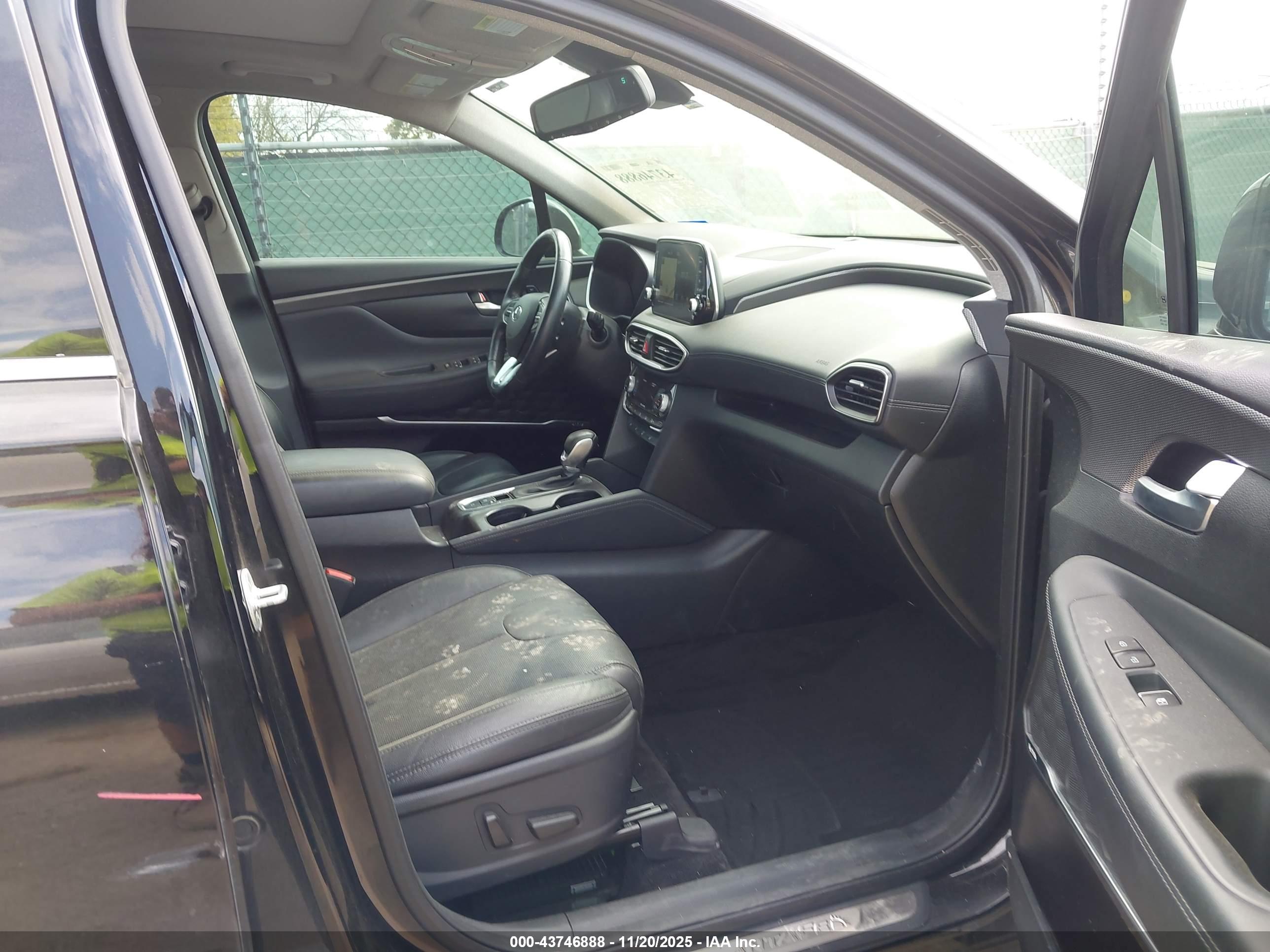 HYUNDAI SANTA image 5
