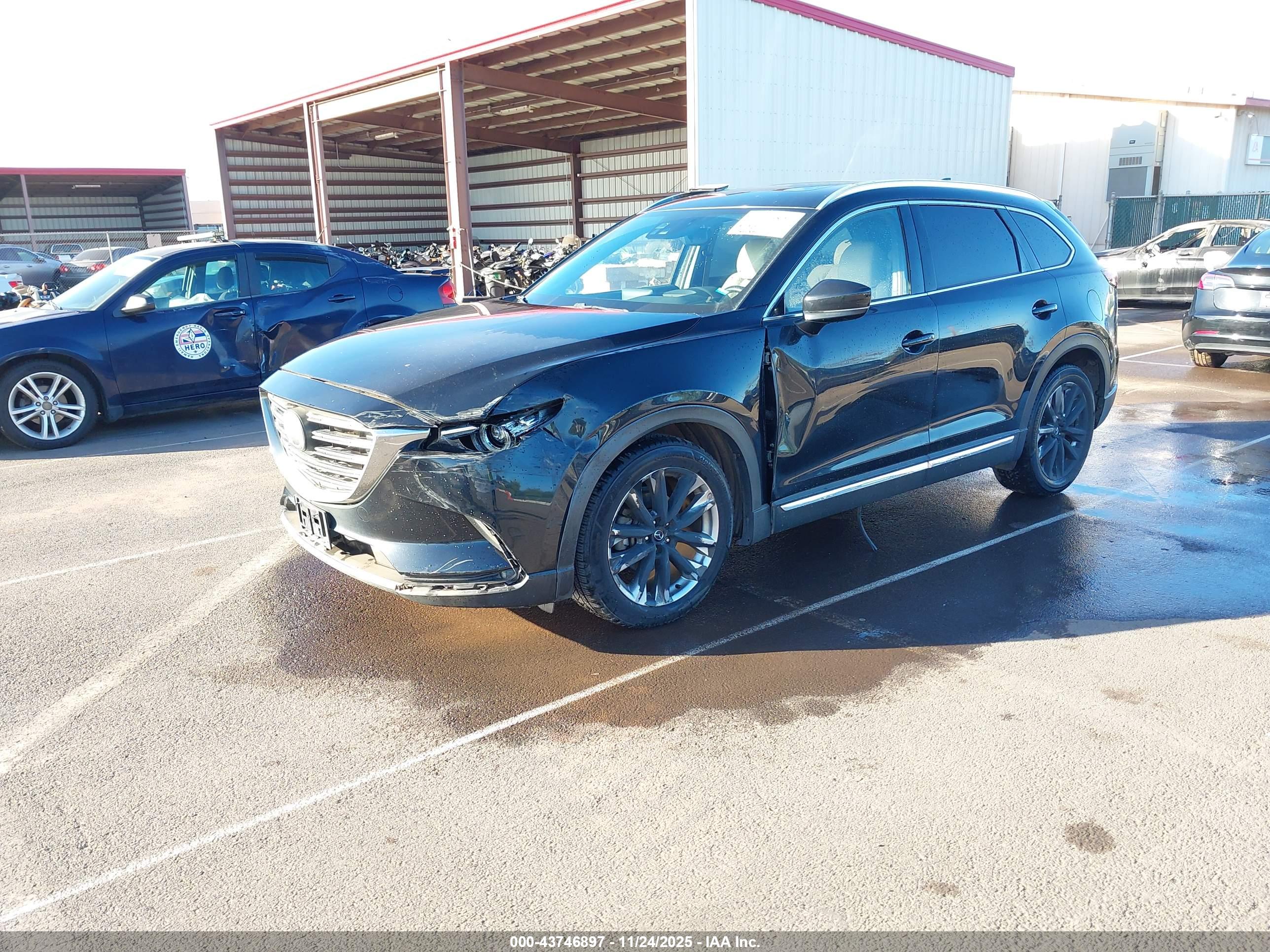 MAZDA CX-9 image 2