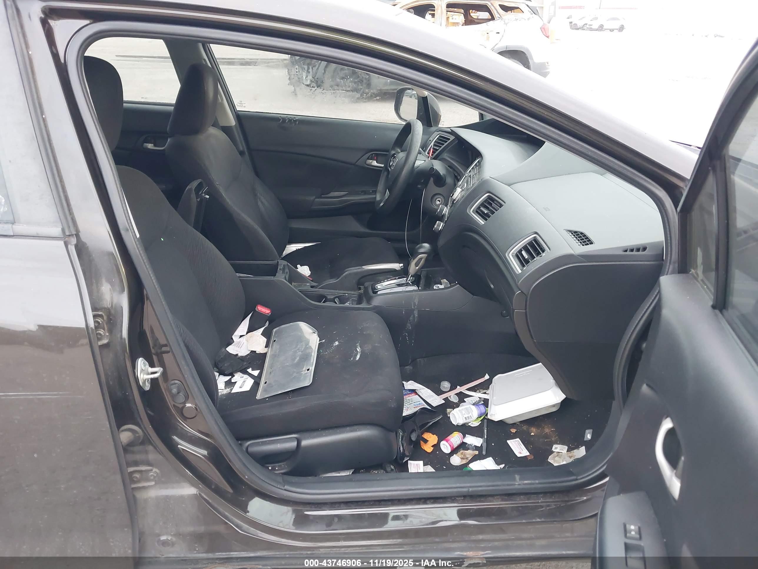 HONDA CIVIC image 5