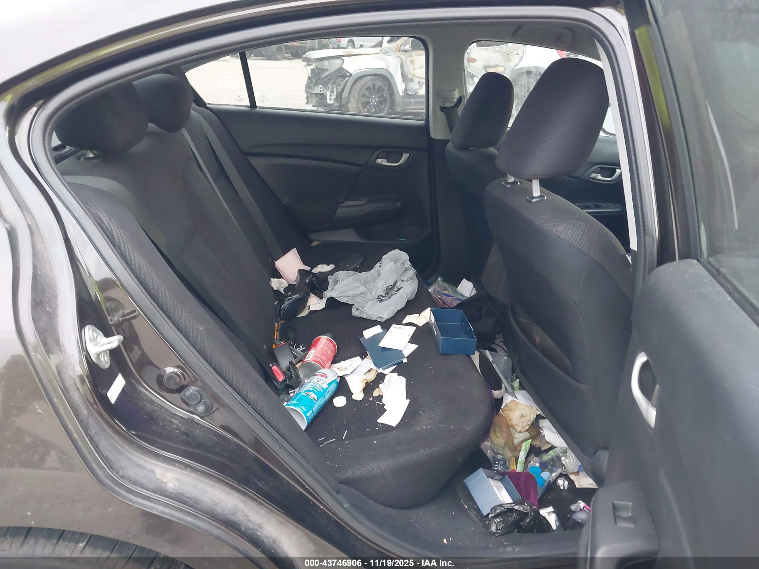 HONDA CIVIC image 8