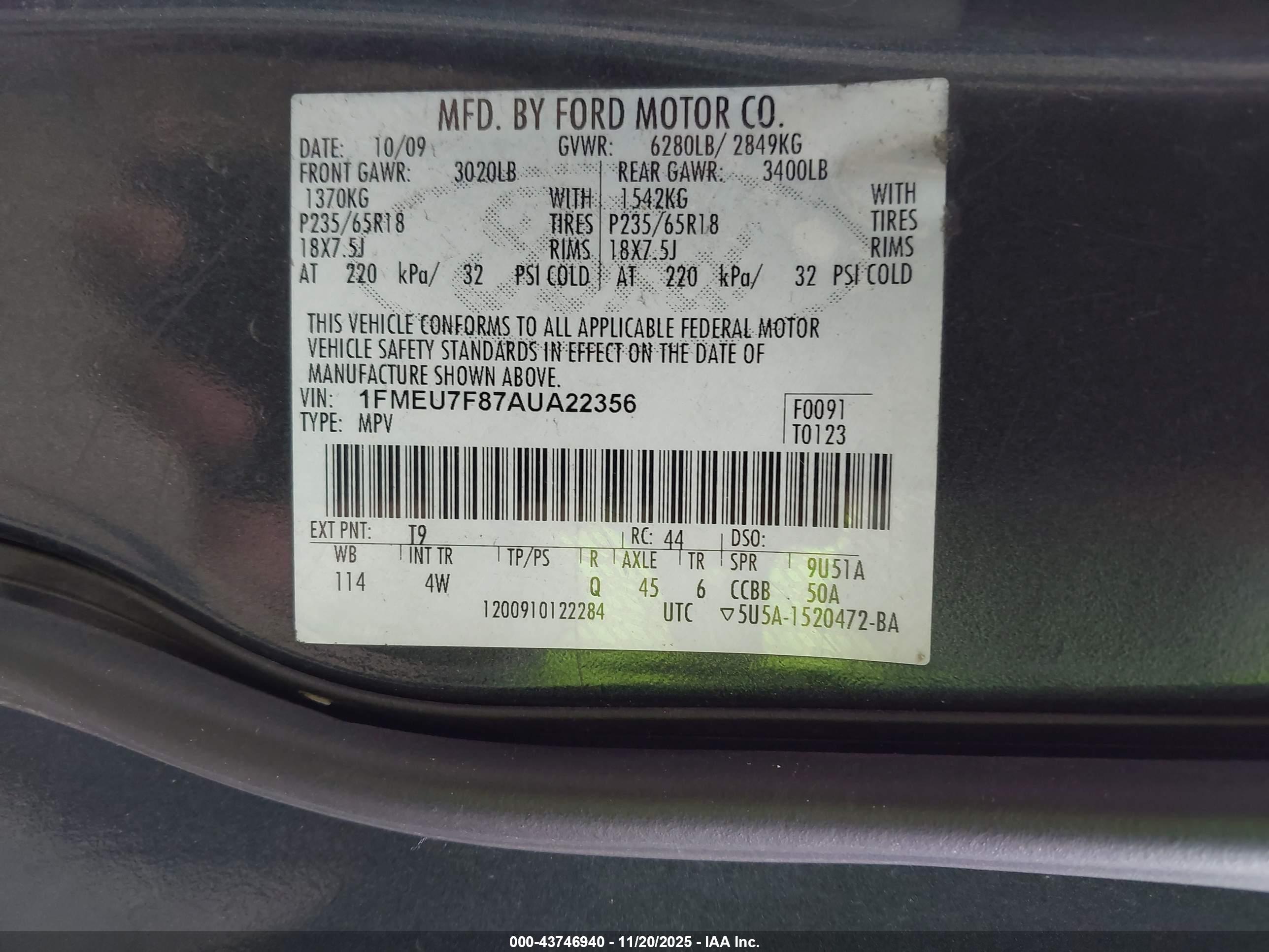 FORD EXPLORER image 9