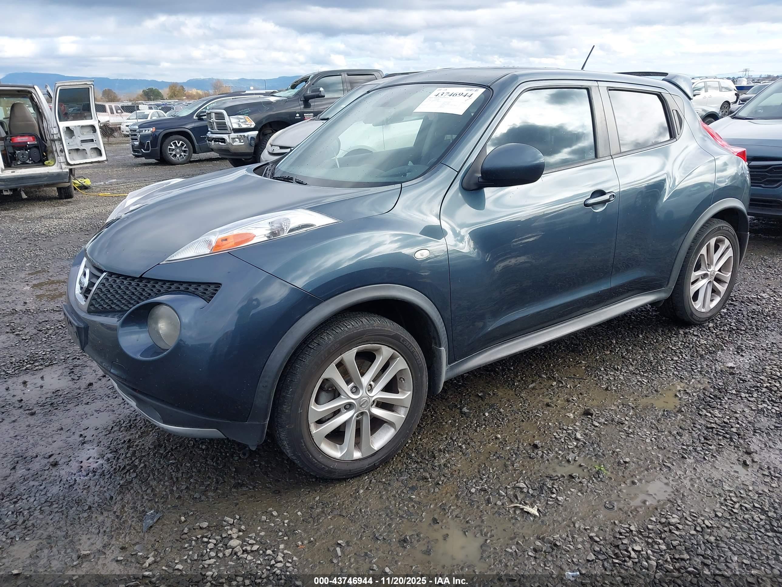 NISSAN JUKE image 2
