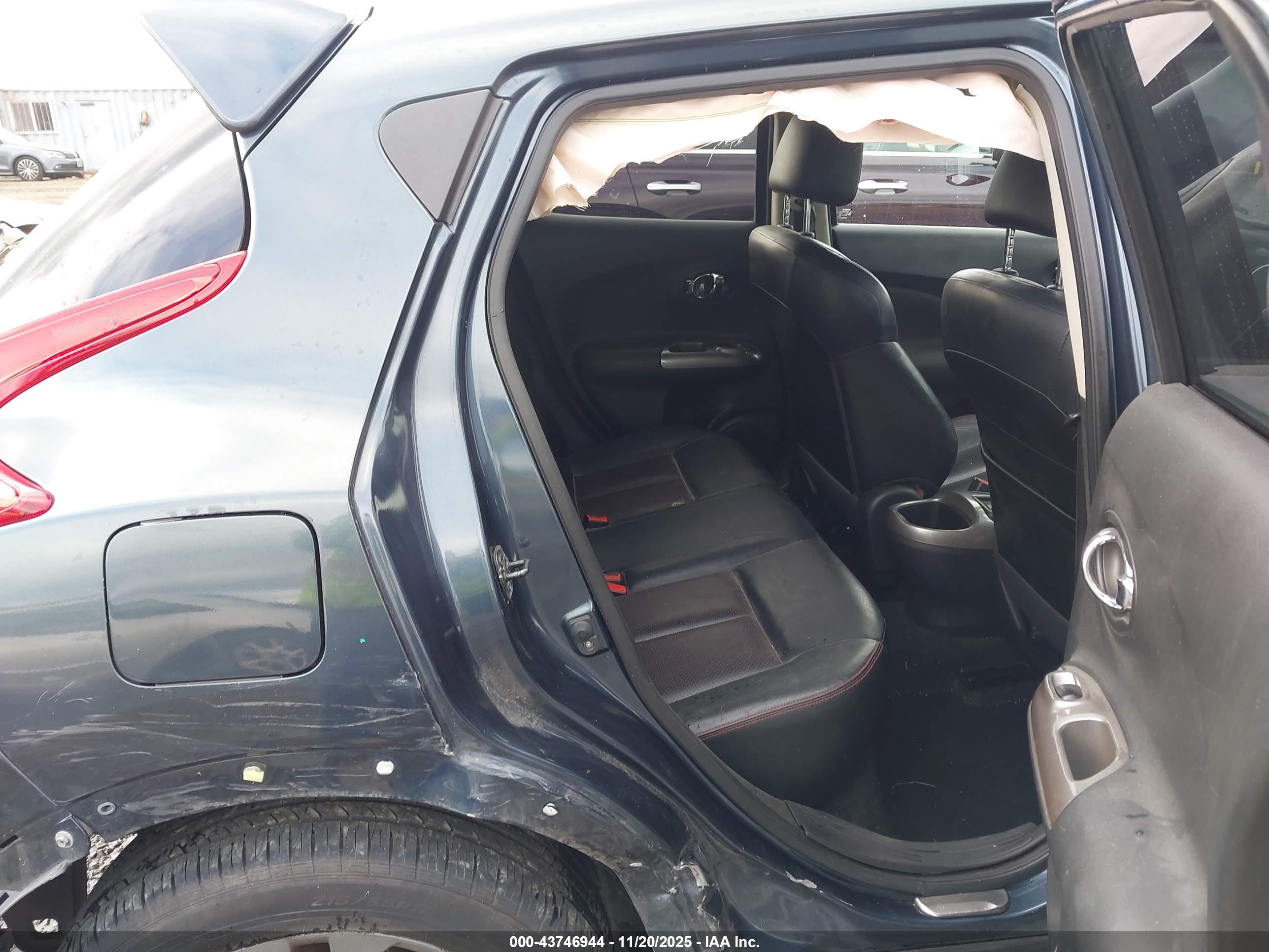 NISSAN JUKE image 8