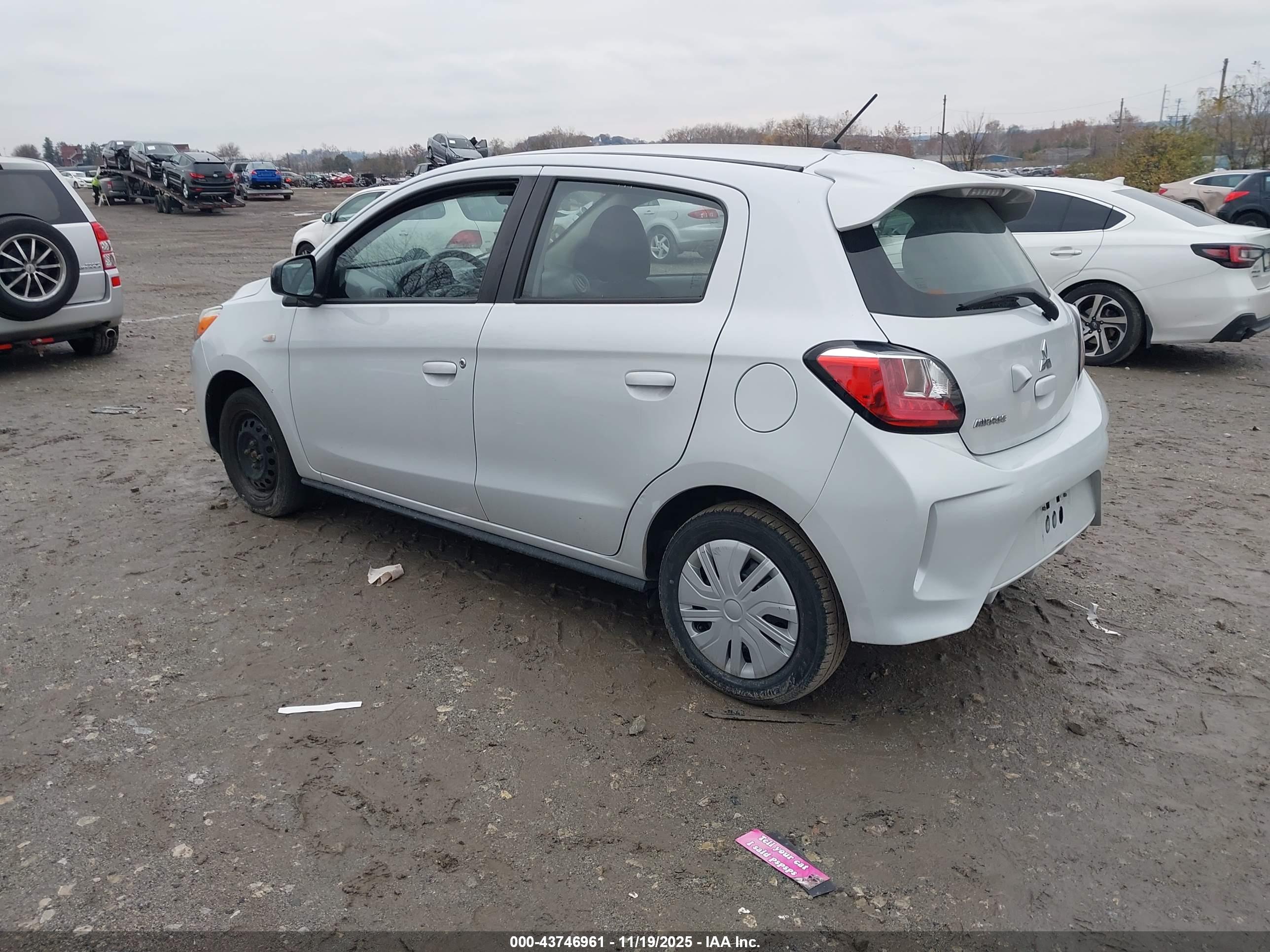 MITSUBISHI MIRAGE image 3