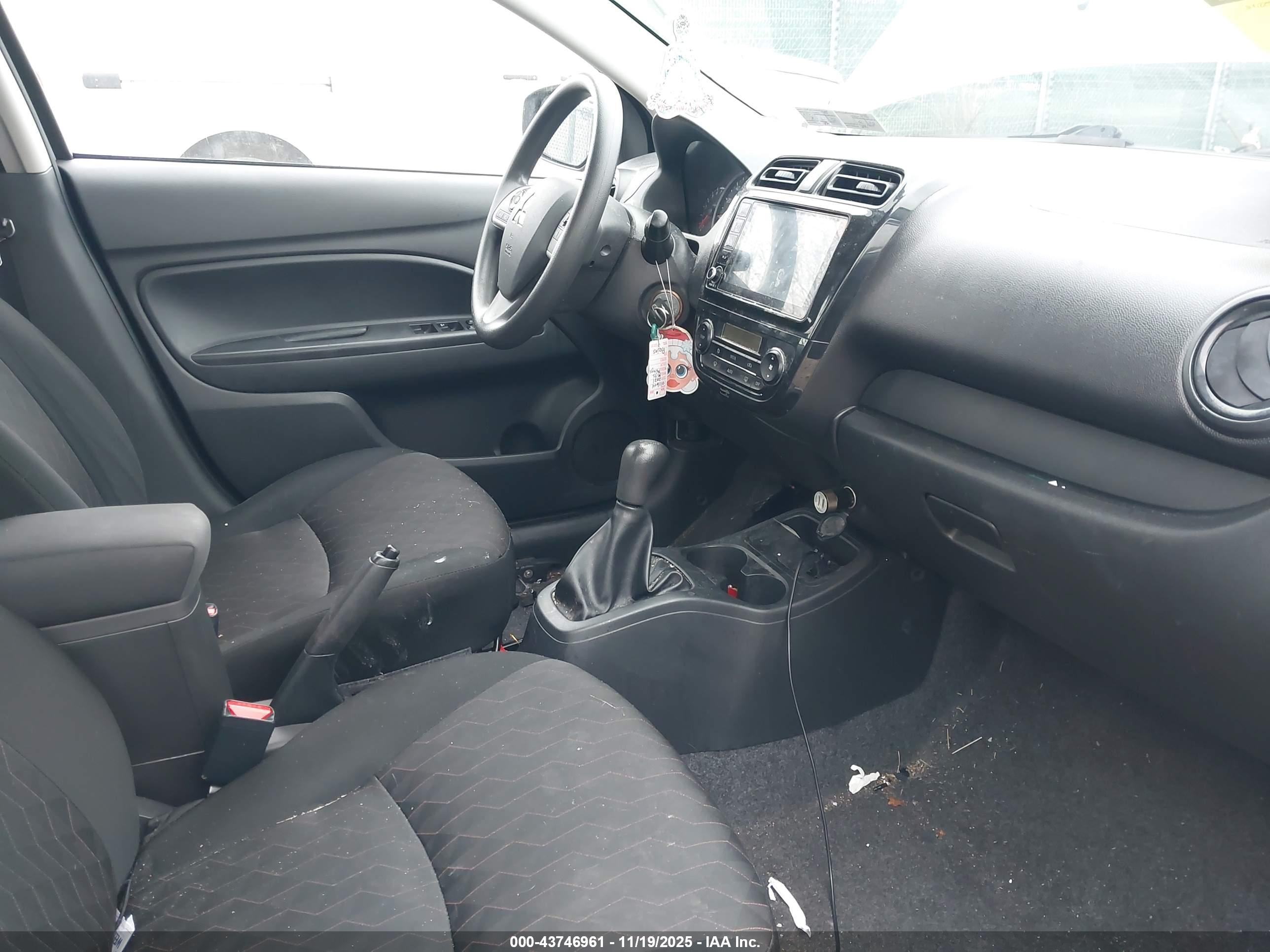 MITSUBISHI MIRAGE image 5