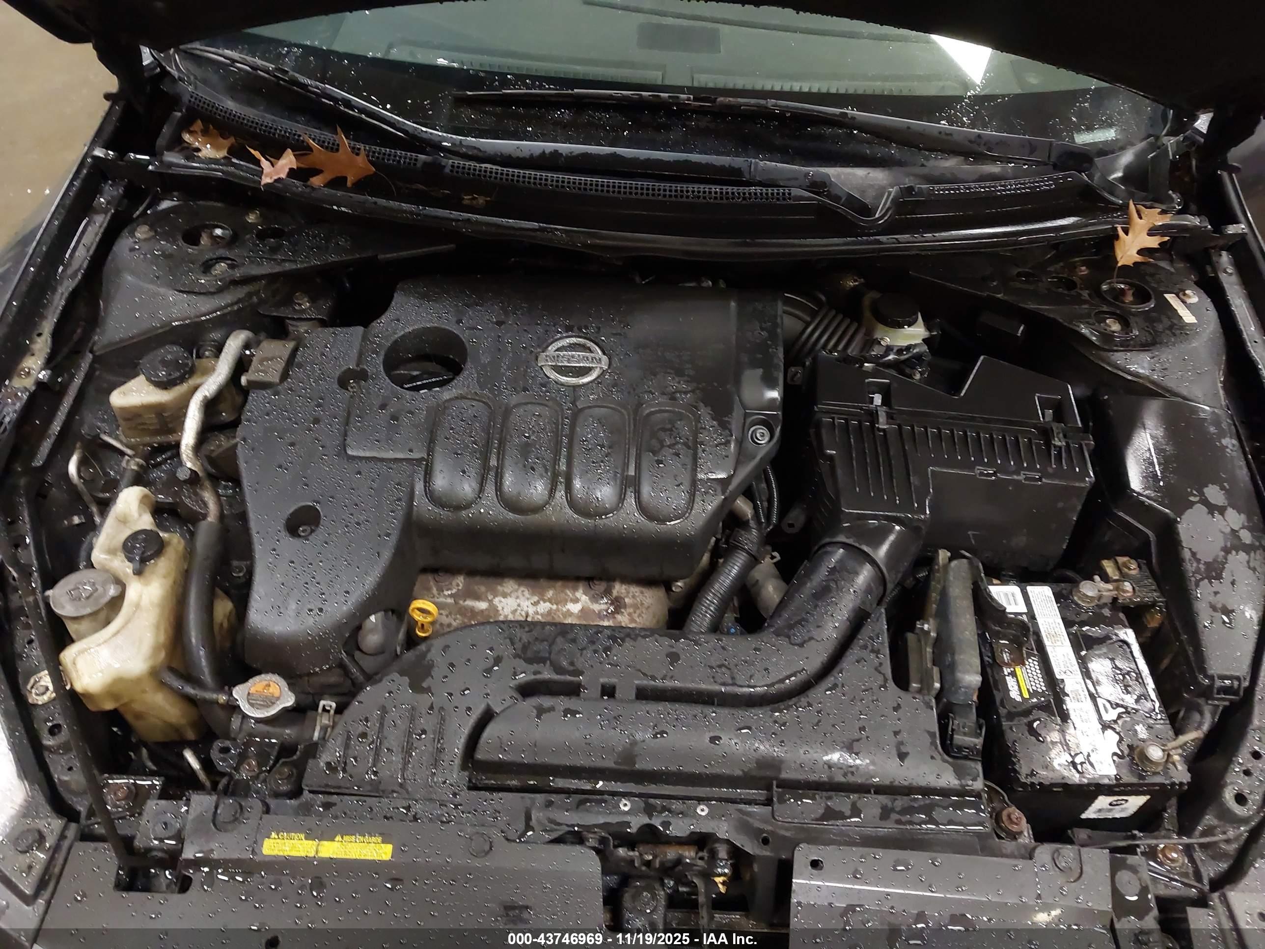 NISSAN ALTIMA image 10