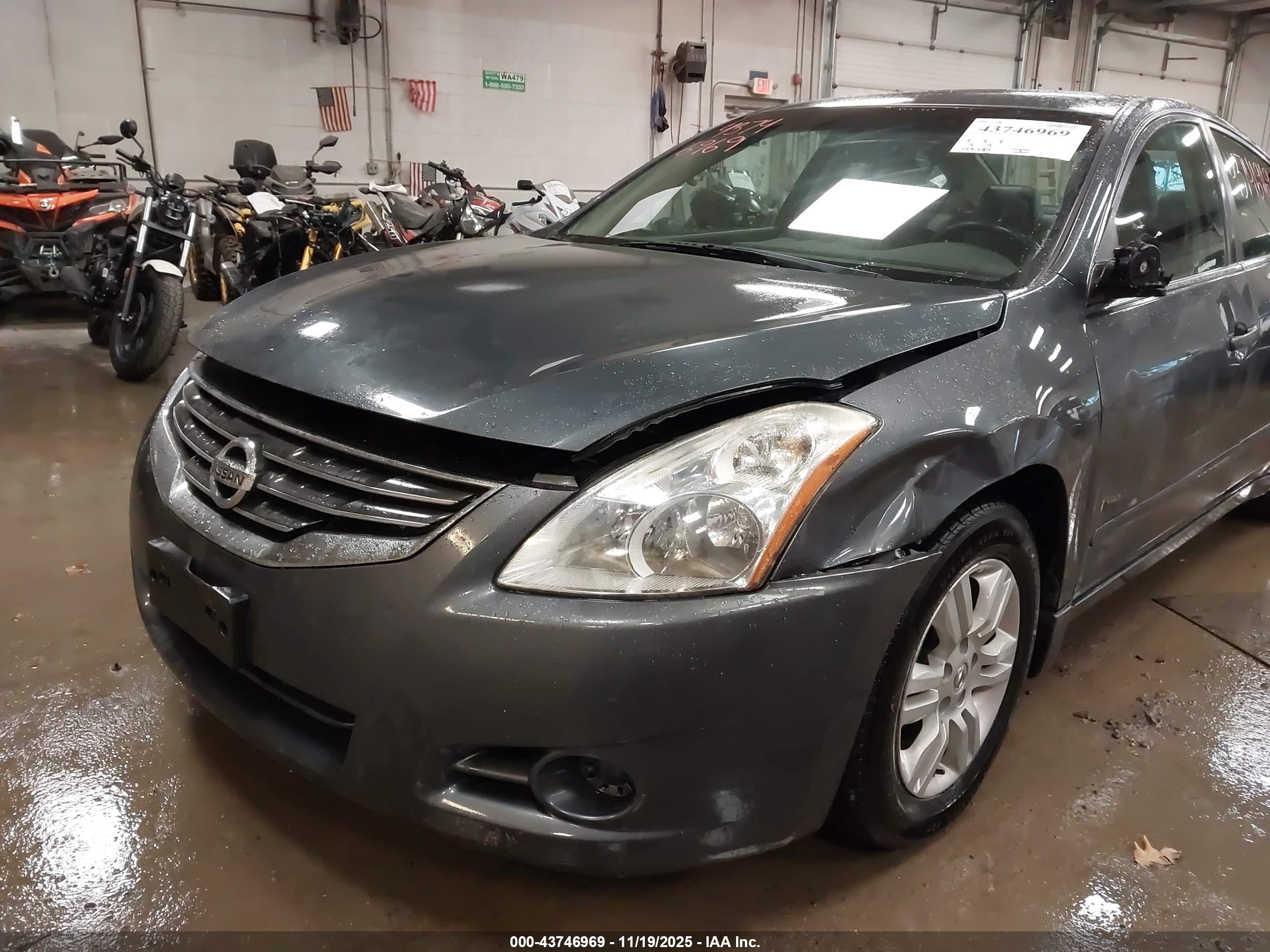 NISSAN ALTIMA image 6